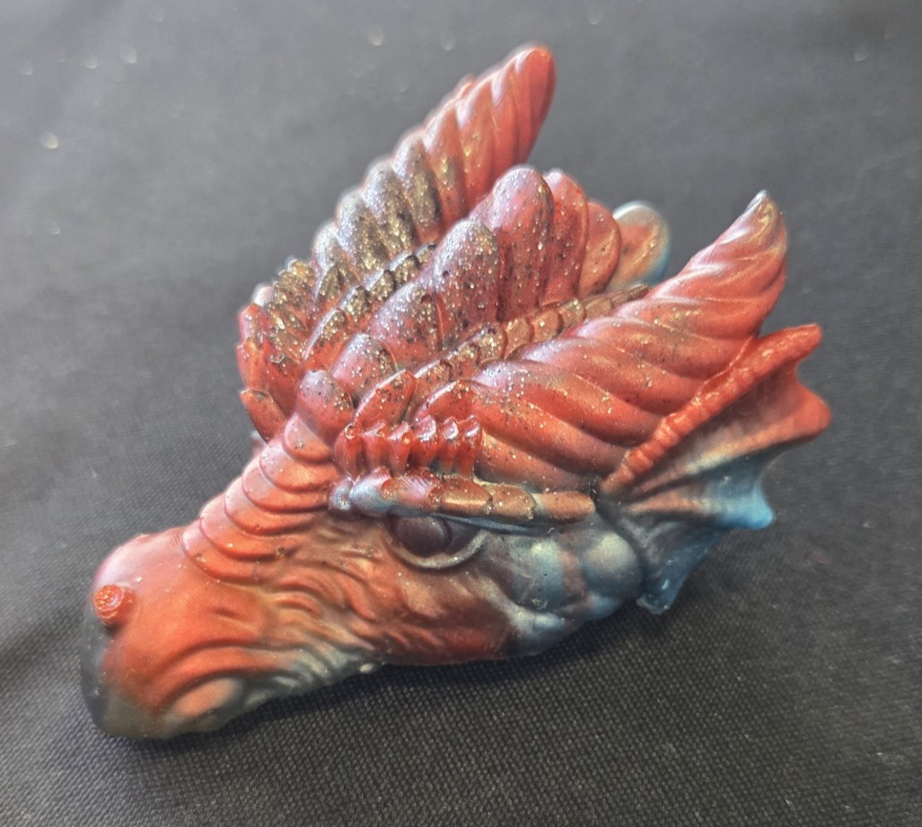 Handcrafted Epoxy Resin Figurine Decoration – “Dragon Head” dungeons fantasy