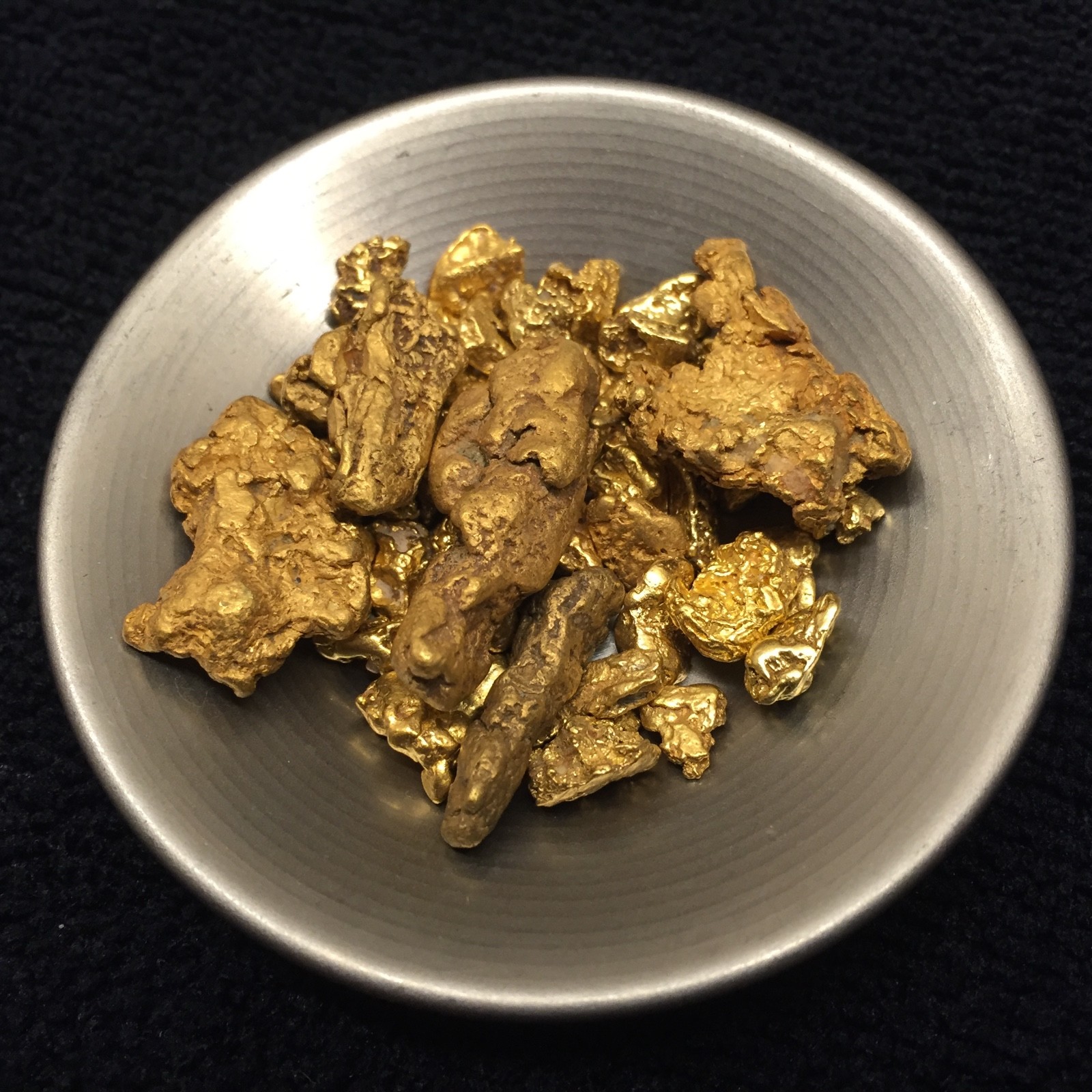 10 pound NUGGET RESERVE ELITE Gold Panning Paydirt – Guaranteed Unsearched