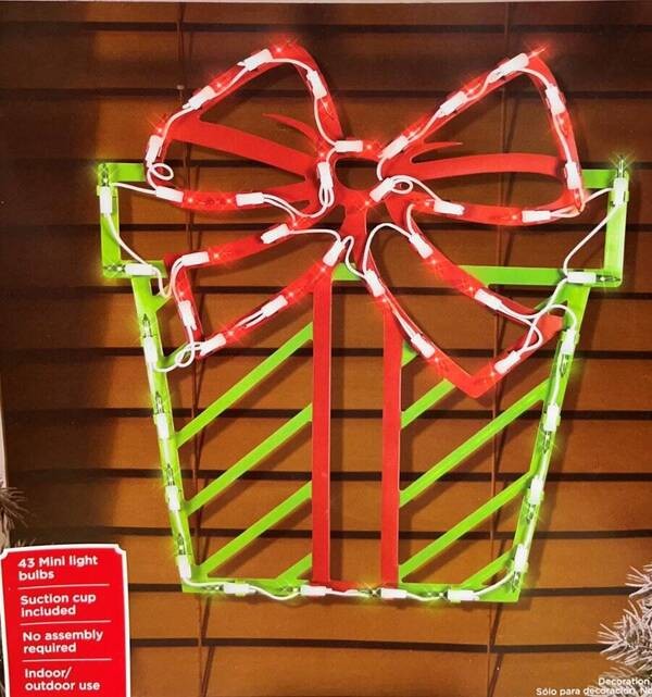 LIGHTED CHRISTMAS PRESENT INDOOR/OUTDOOR WINDOW WALL DOOR