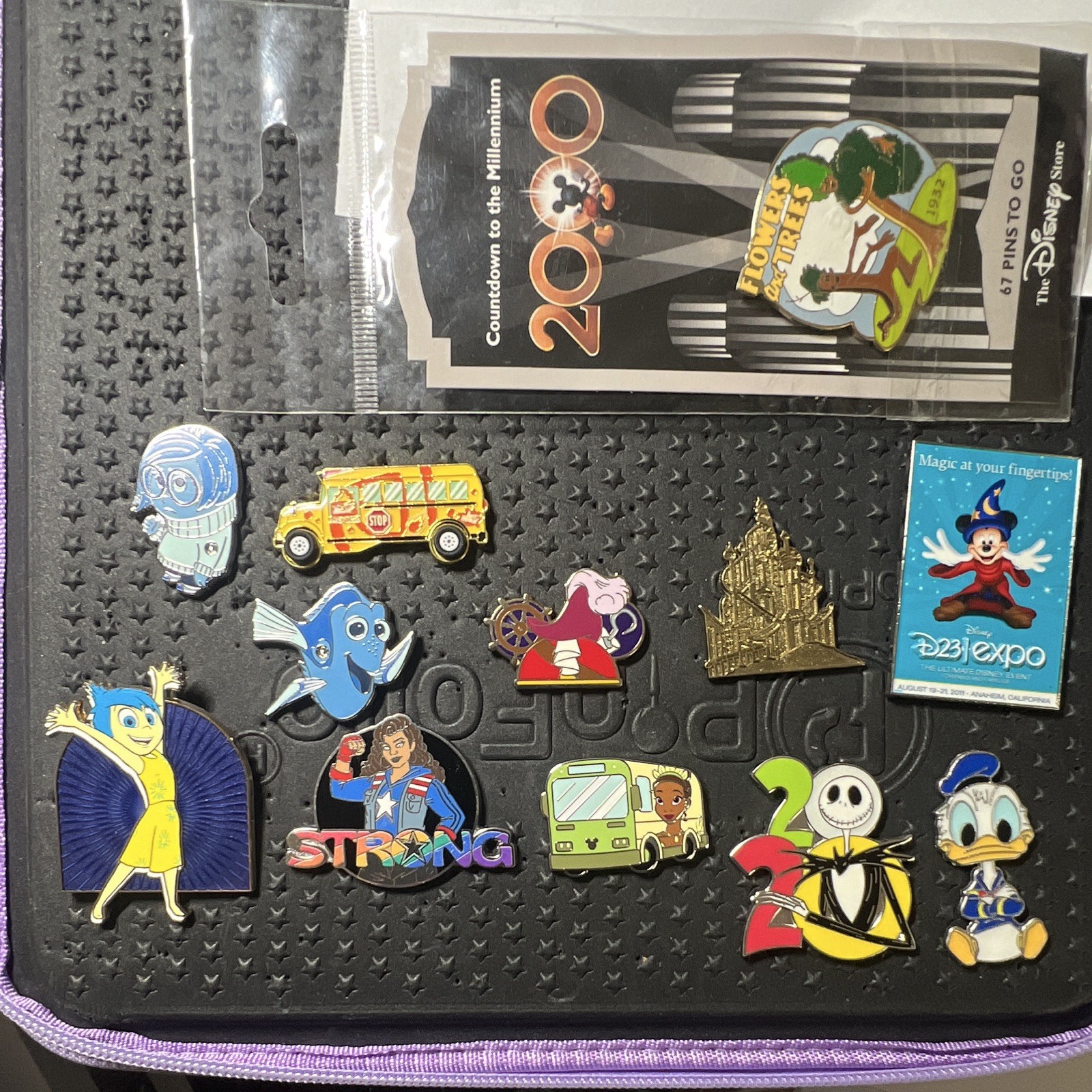 Disney Pin Trading Lot *** 12 AUTHENTIC Disney Pins *** Great Starter Set!