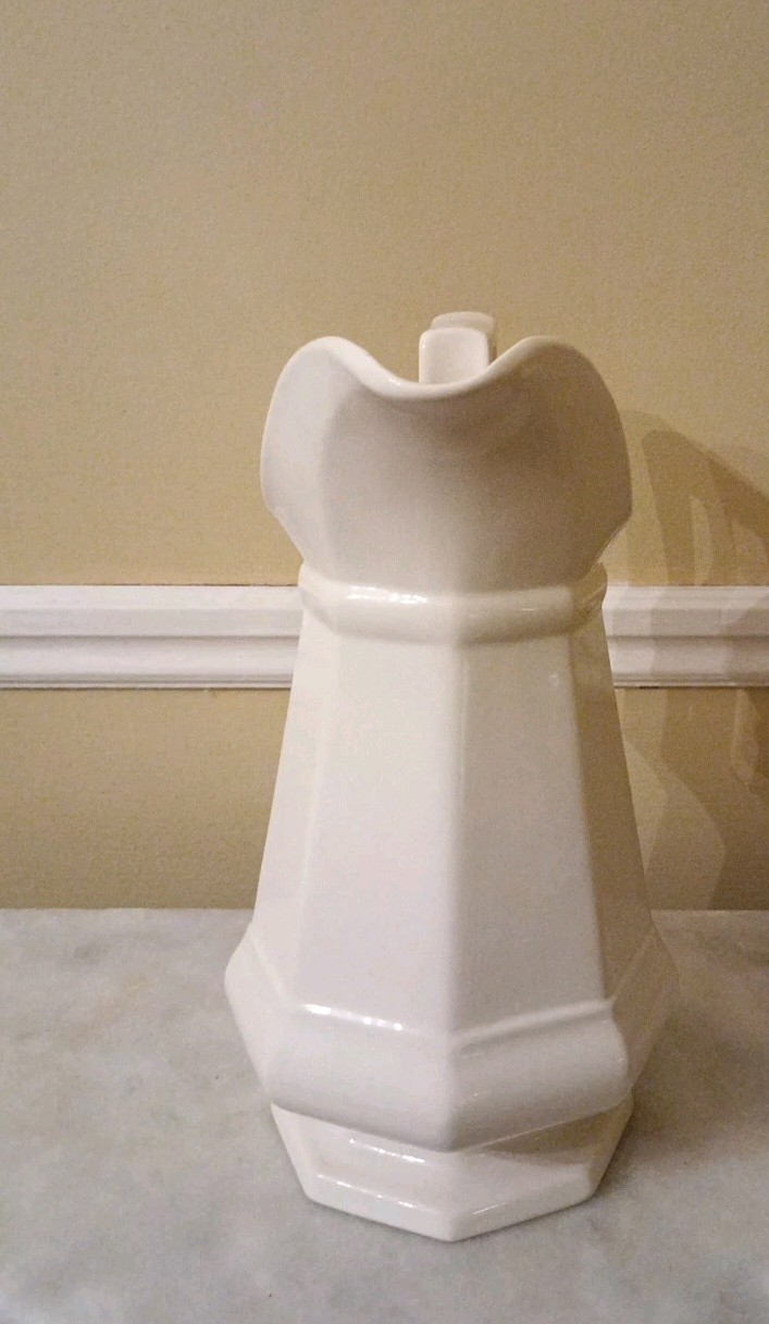 Simpsons Museum Collection White Pitcher England Edison Institute Approx 10″ Tal