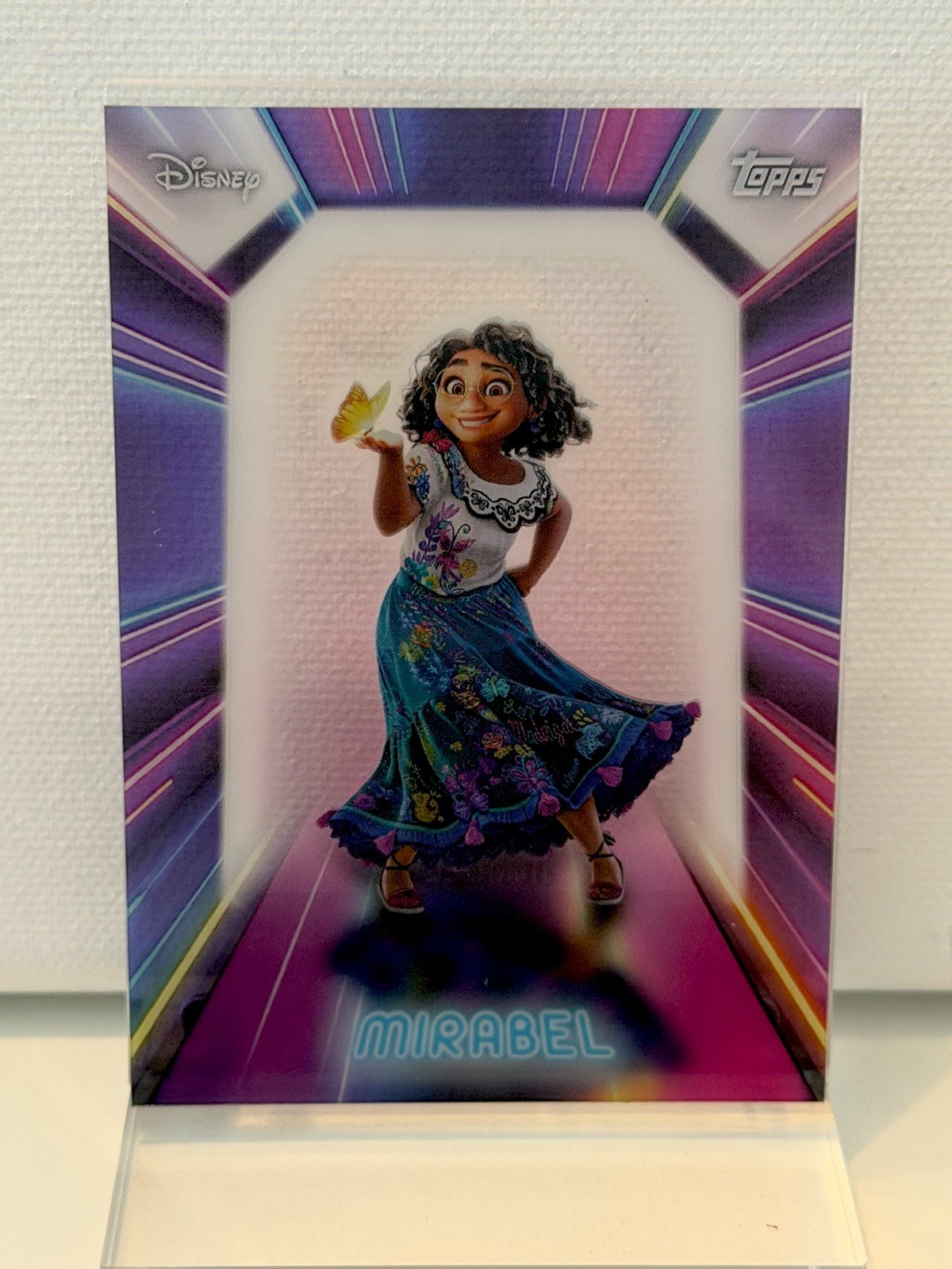 Mirabel 2026 Topps Disney Neon Illuminated Neon Lights #NPL-16 Acetate