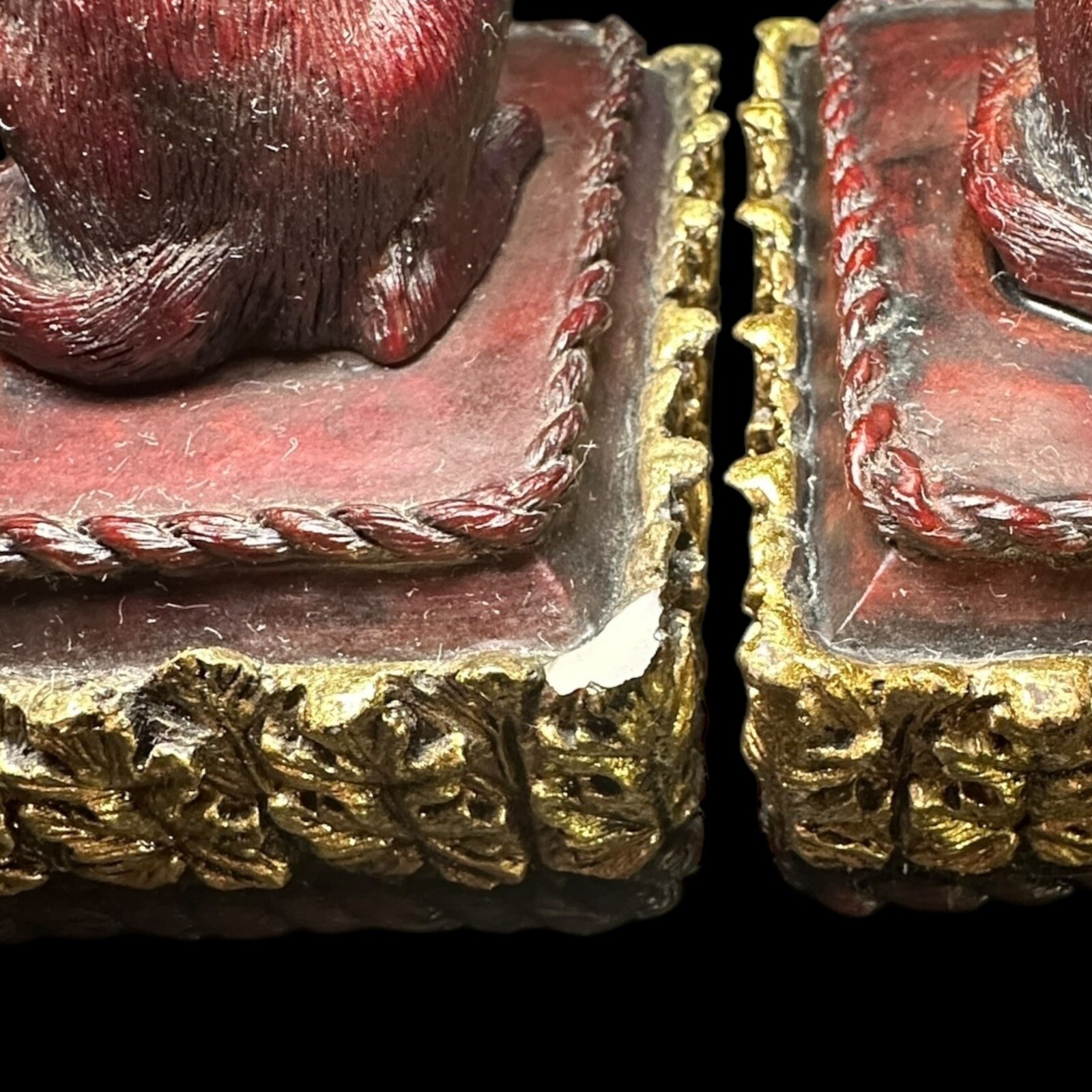 Retriever Book Ends Carved Pair “Has A Slight Damage” As Shown 1997 CBK Ltd