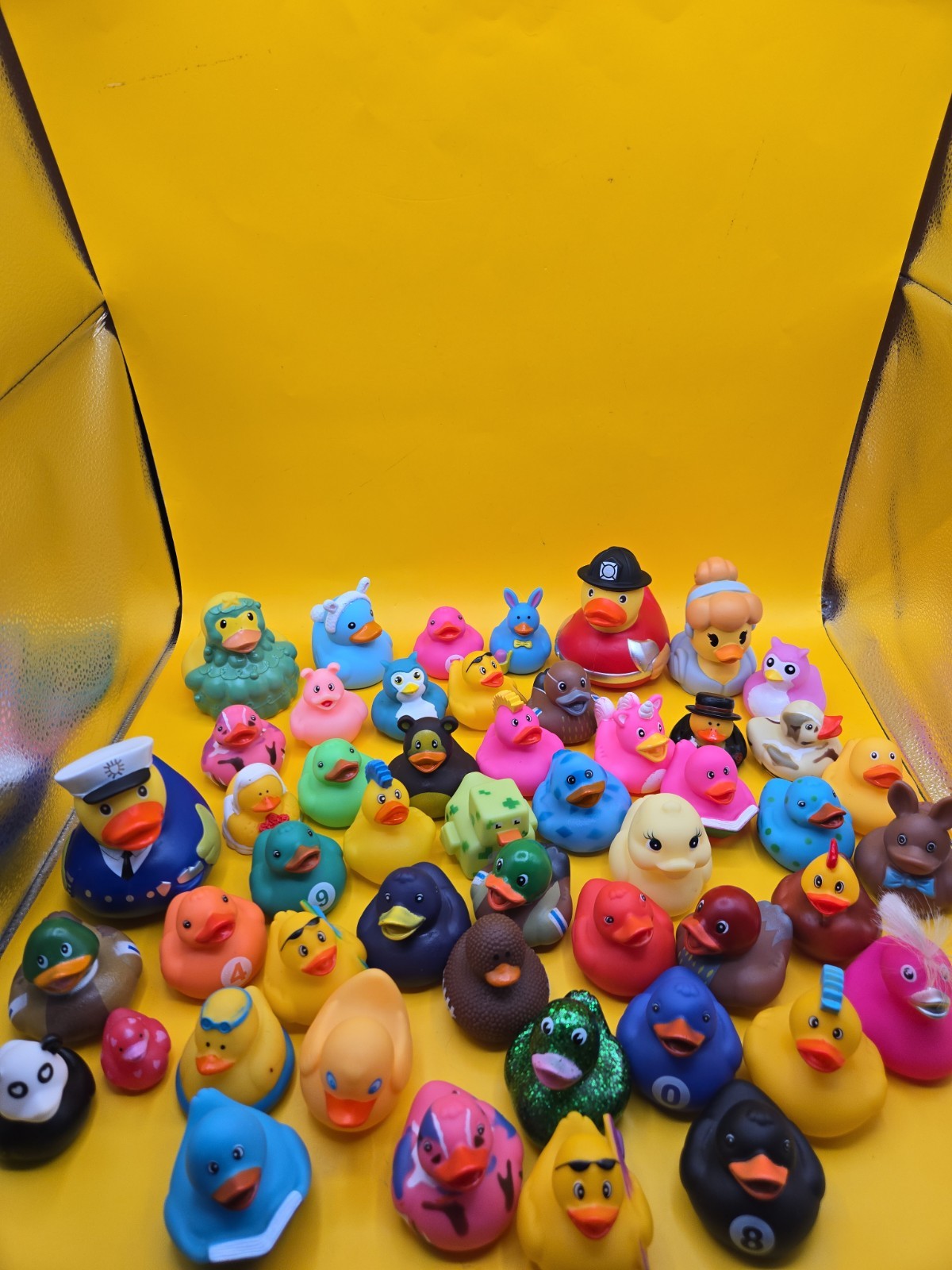 Rubber Ducks Lot Of 50 Different Sizes Preowned All Clean! Jeep Cruise