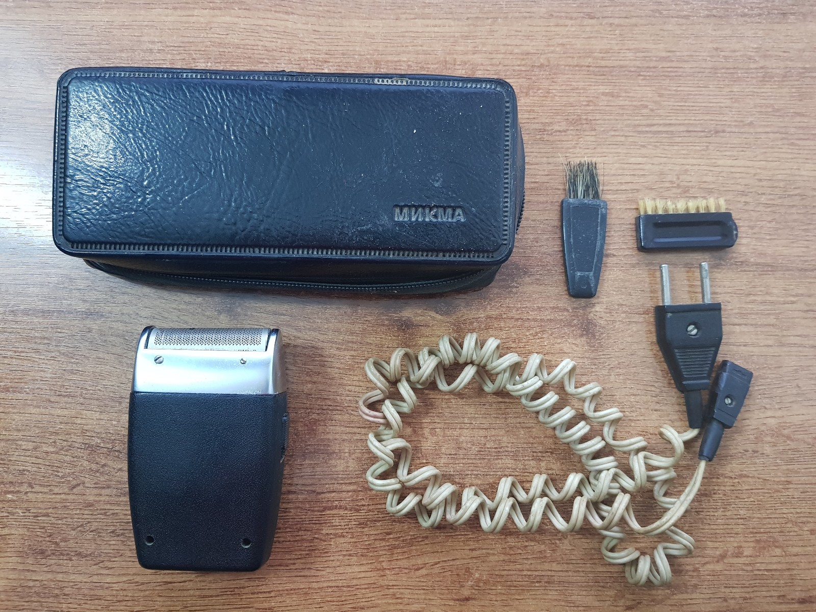 MIKMA Vintage Soviet Russian USSR Electric Shaver Trimmer 127/ 220 V Moscow 1980