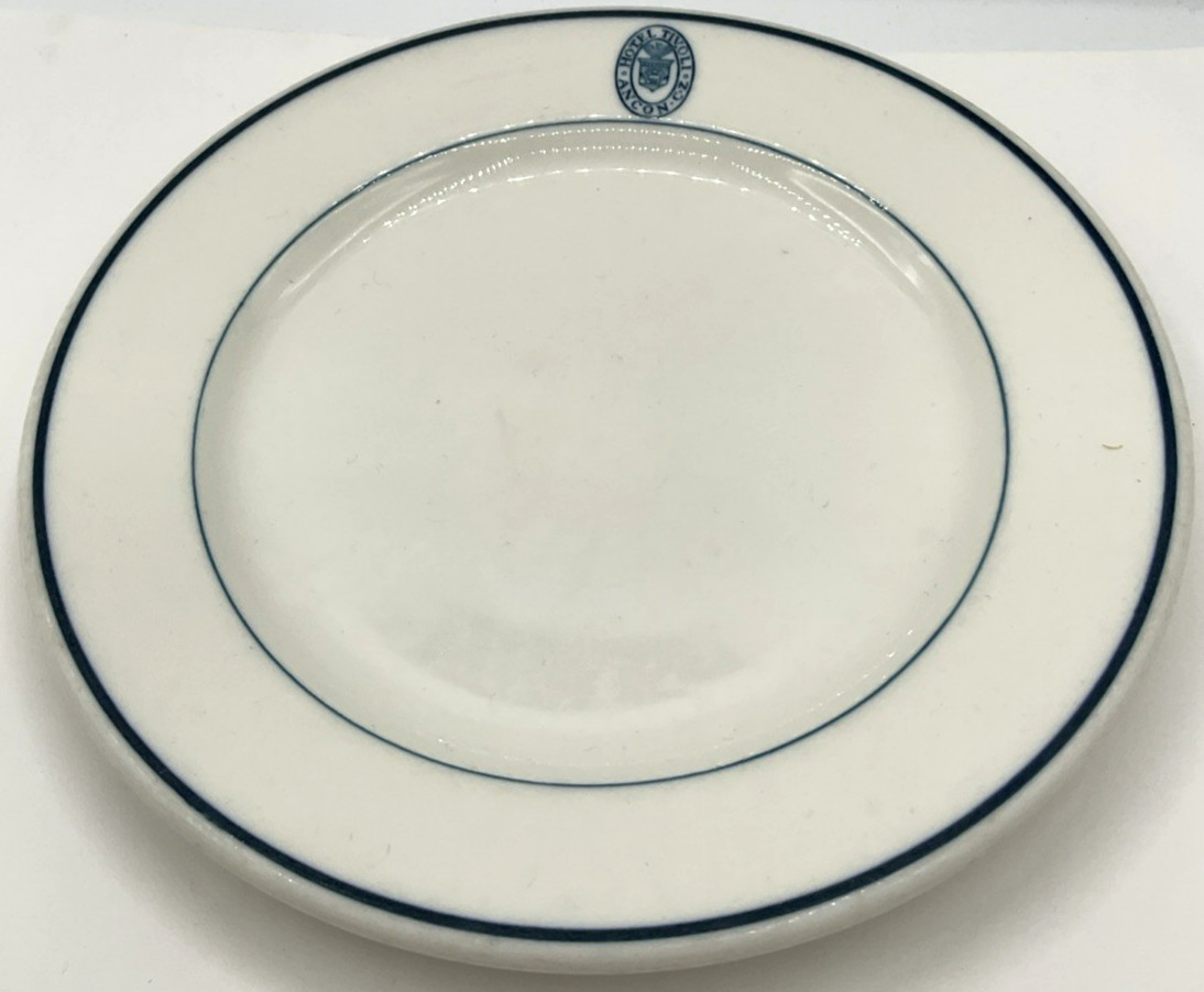 Vintage Hotel Tivoli Ancon C-Z Panama Canal Zone 7 1/8-inch Plate Bread Fruit