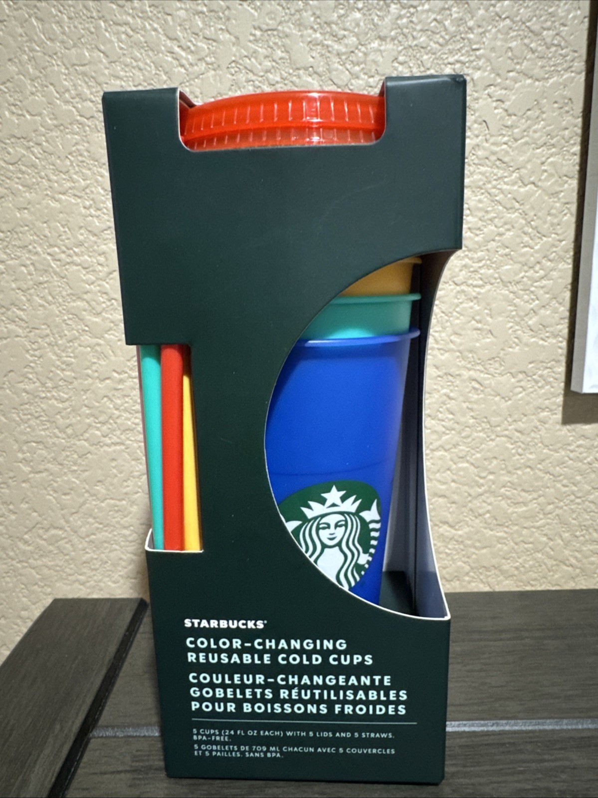 5 Starbucks Reusable Color Changing Cold Cups, Venti size 24 oz, Brand new