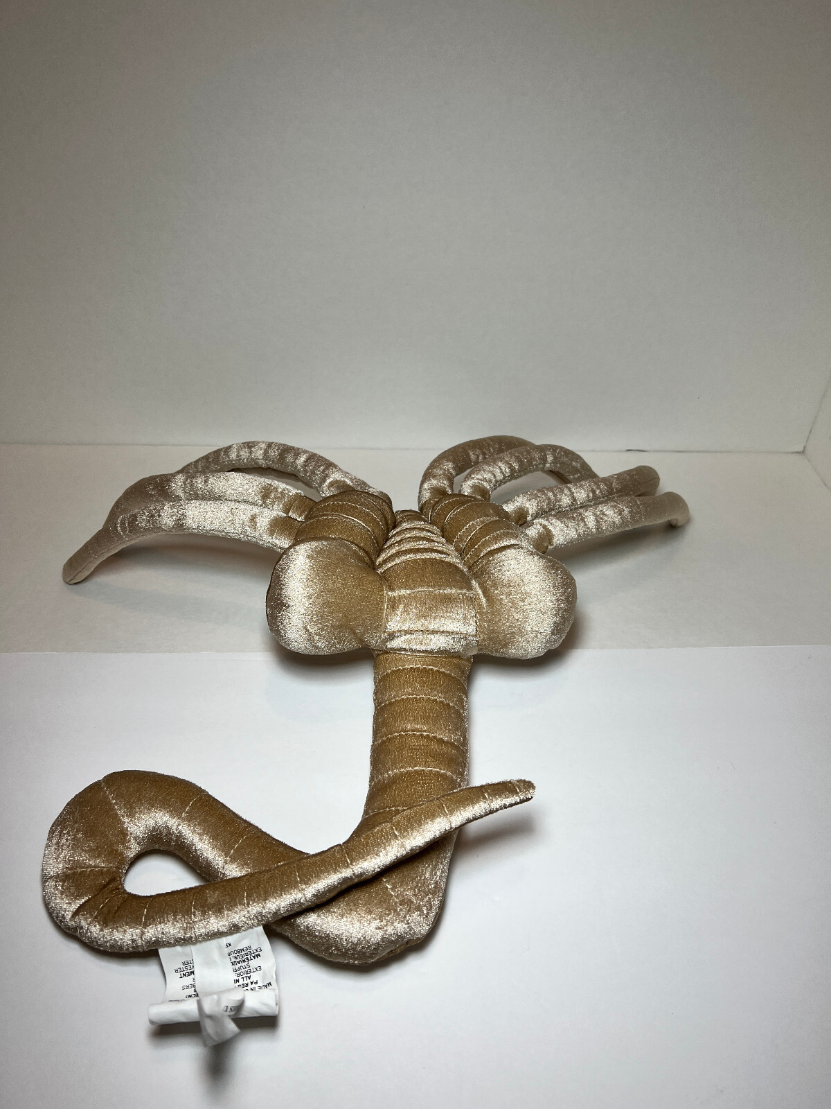 USED without packaging Think Geek Alien Face Hugger Plush