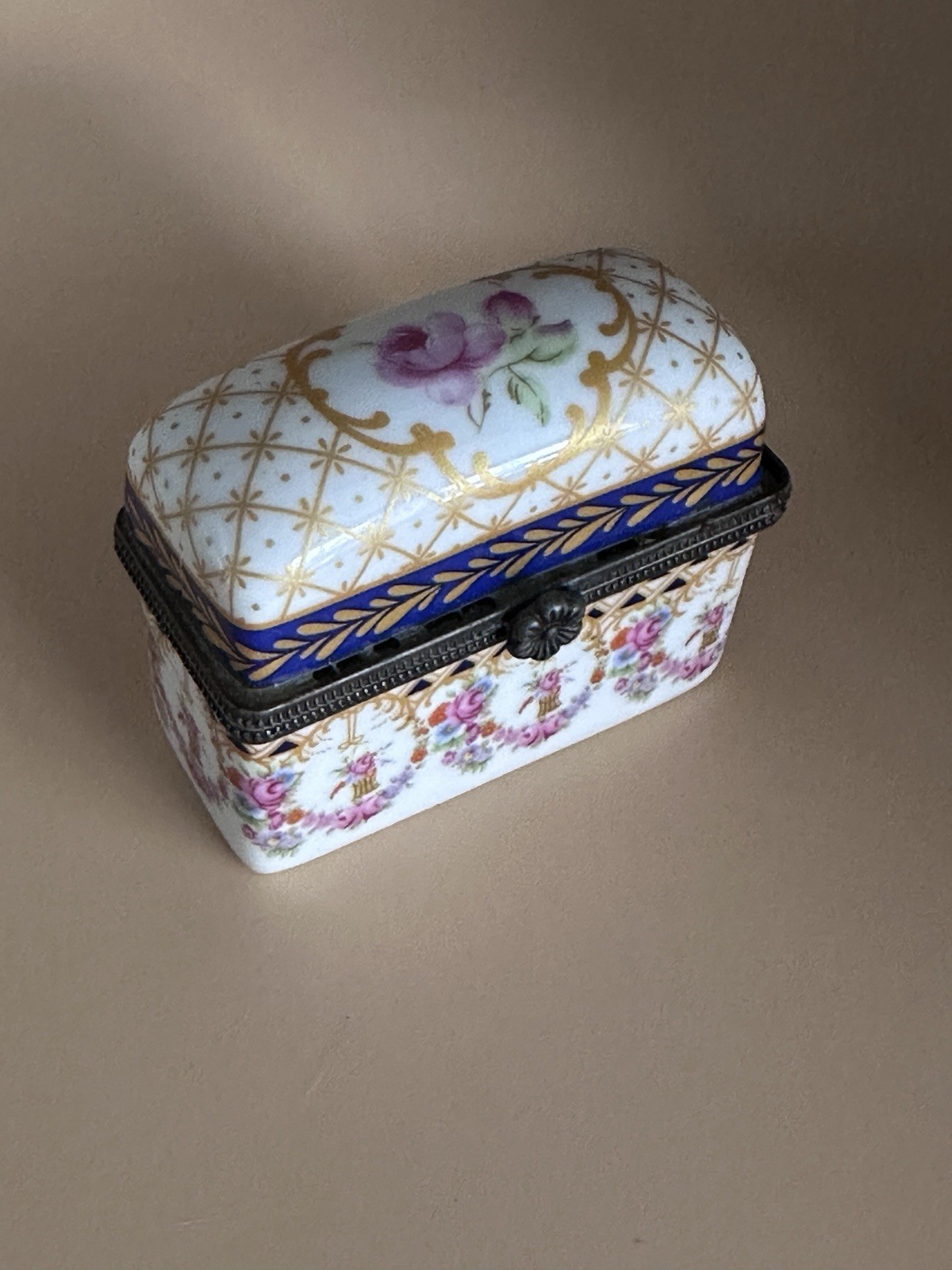 Porcelain Hinged Trinket Box with Rococo Floral Design France 1920’s