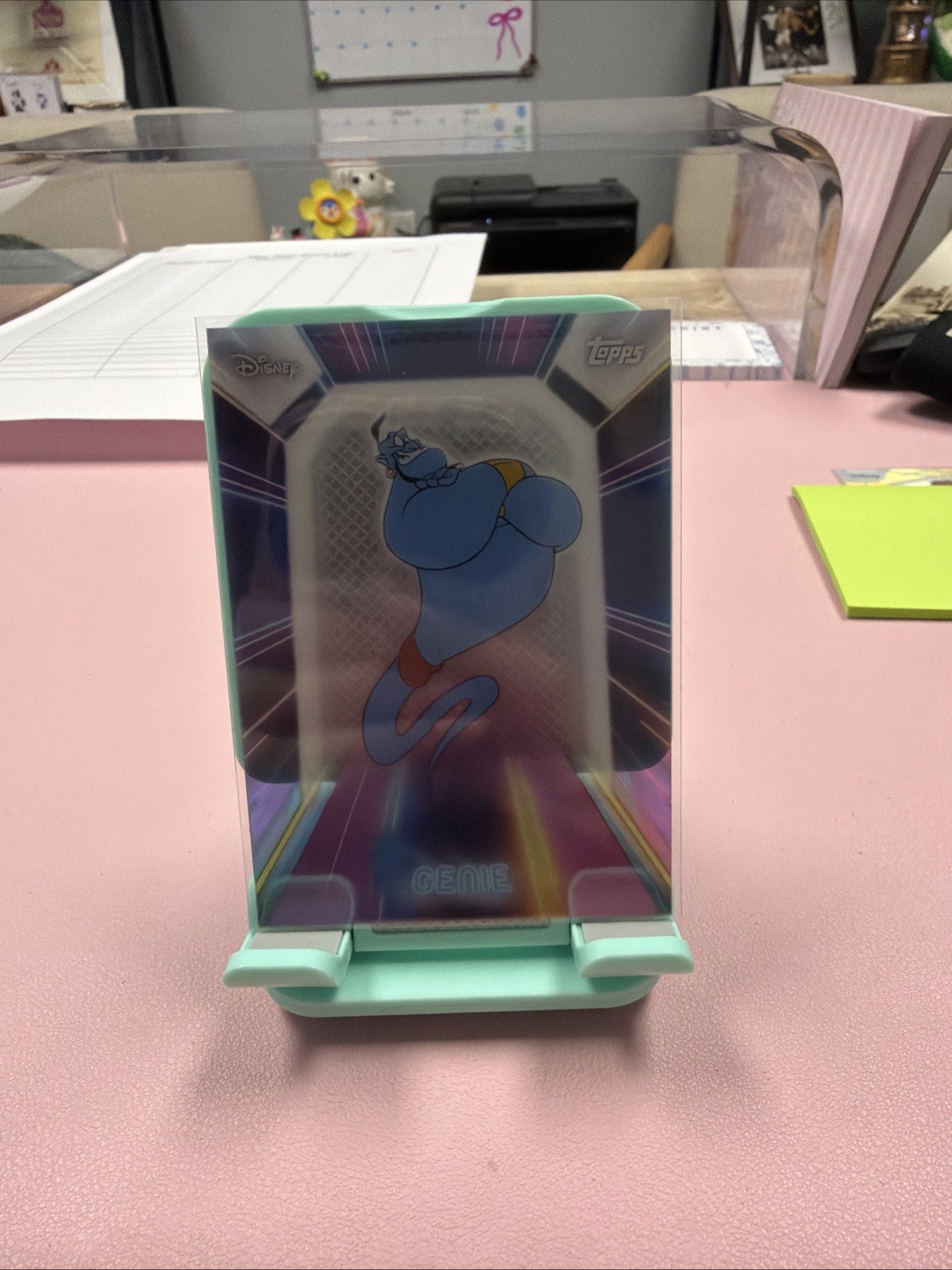 2026 Topps Disney Neon – Genie Illuminated Neon Lights Card #NPL-9
