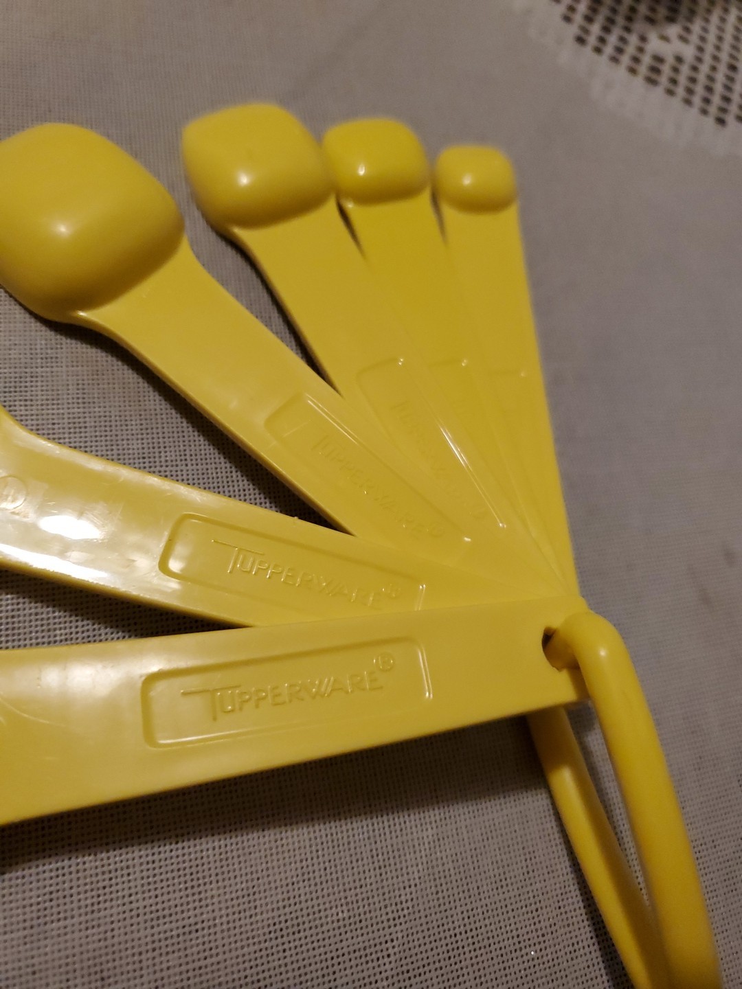 VTG Tupperware D Style Measuring Spoons Yellow Set 6 Dual Measure 1272 4 Tsp