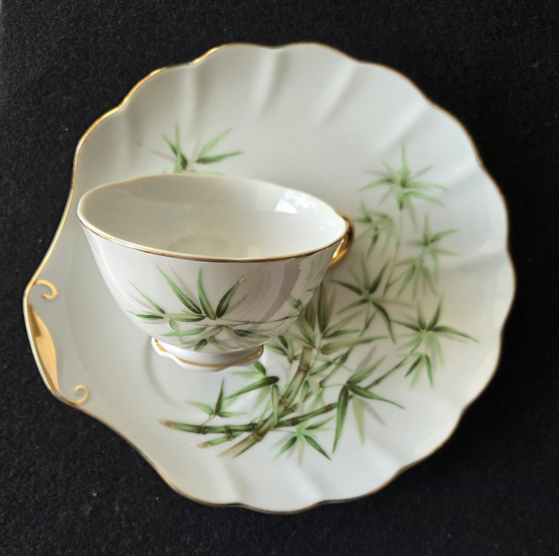 VTG Yada China Tea Cup & 2 Snack Plates Set Bamboo Gold Gilded Porcelain Japan