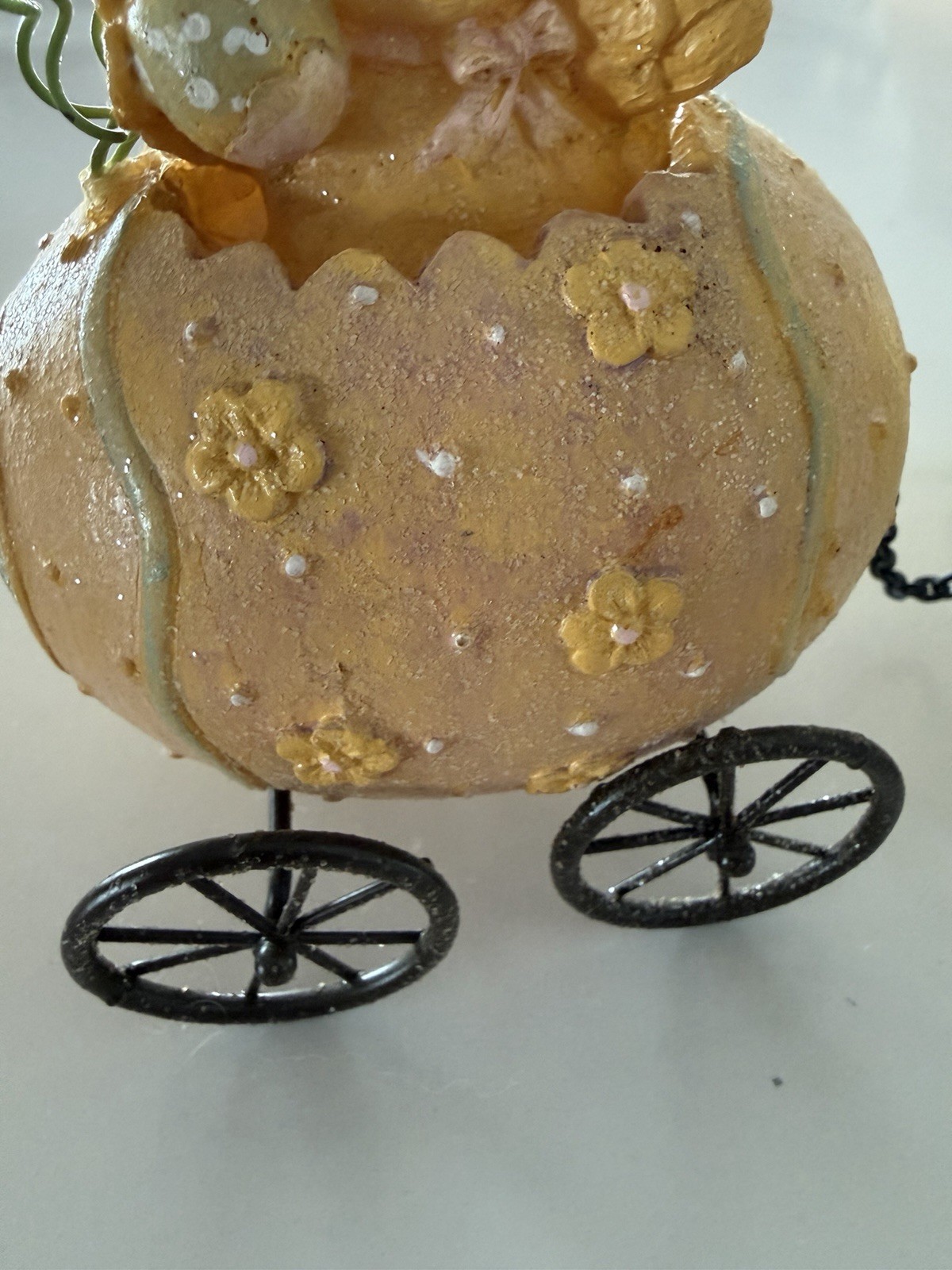 Whimsical Vintage Easter Bunny Egg Train Figurine – Pastel Cracked Eggs