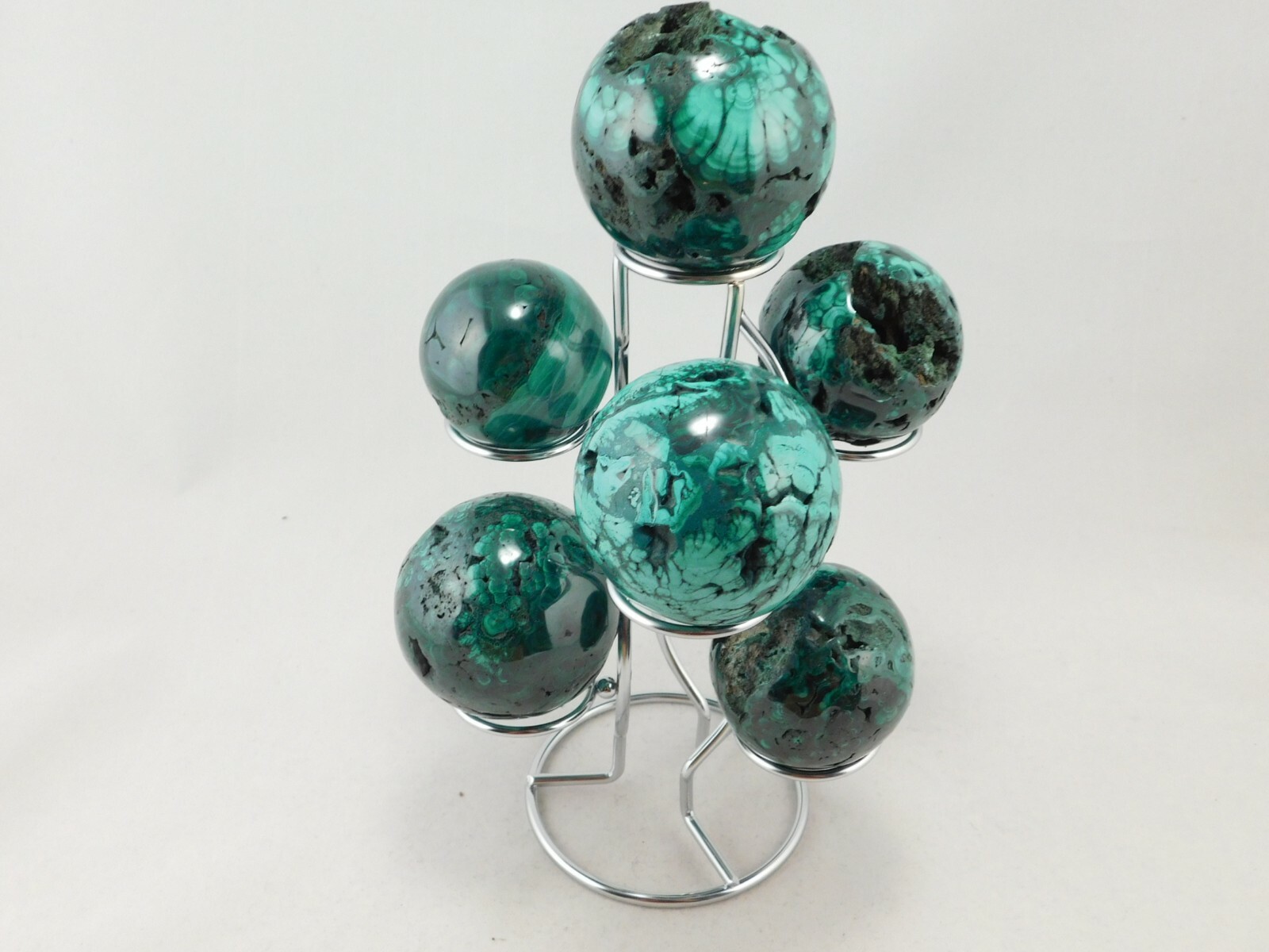 SEVEN! Sphere Display Stand Metal Medium Size Chrome Color