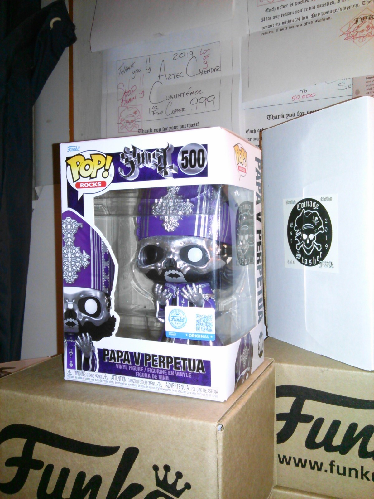 Funko Pop! *DBL Boxed* PAPA V PERPETUA 500 *NEW* MINT/NM (Ghost)