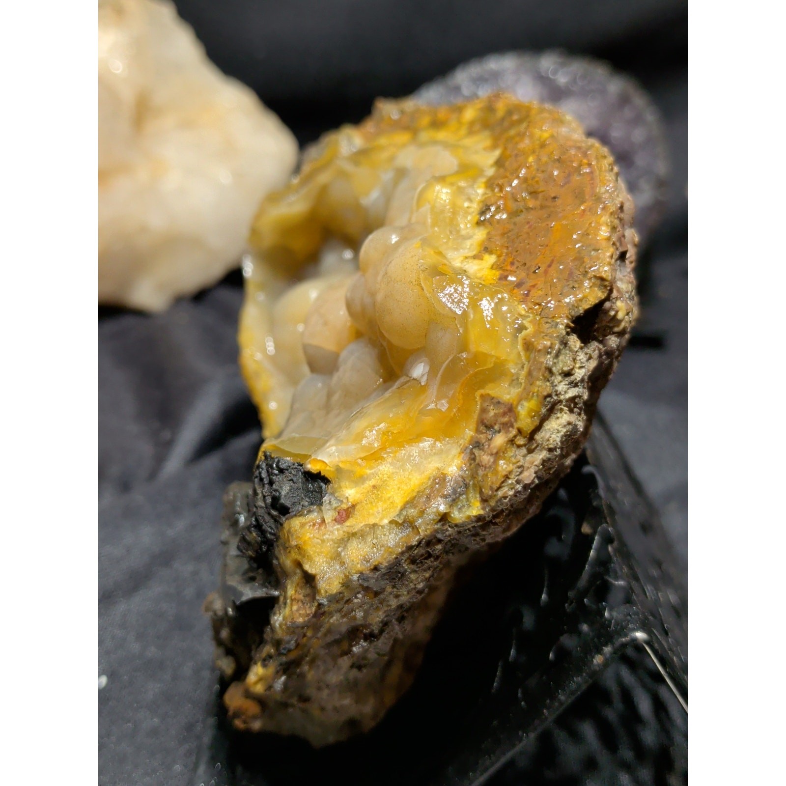 Thunder Egg Yellow Botryoidal Specimen Natural Form (1lb 10oz)