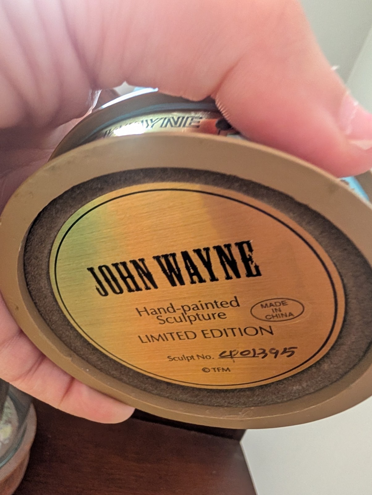 John Wayne Franklin Mint Limited Edition Hand Painted Sculptures W/Glass Dome