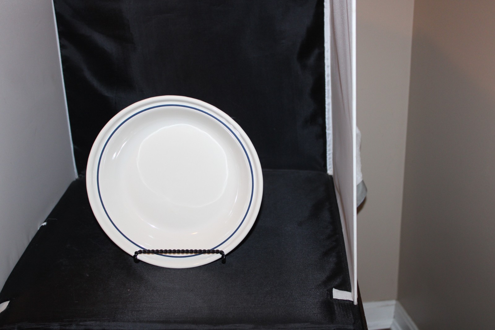 Longaberger Blue, White, Woven Traditions Pie Plate, 10 3/8 “USA, EUC