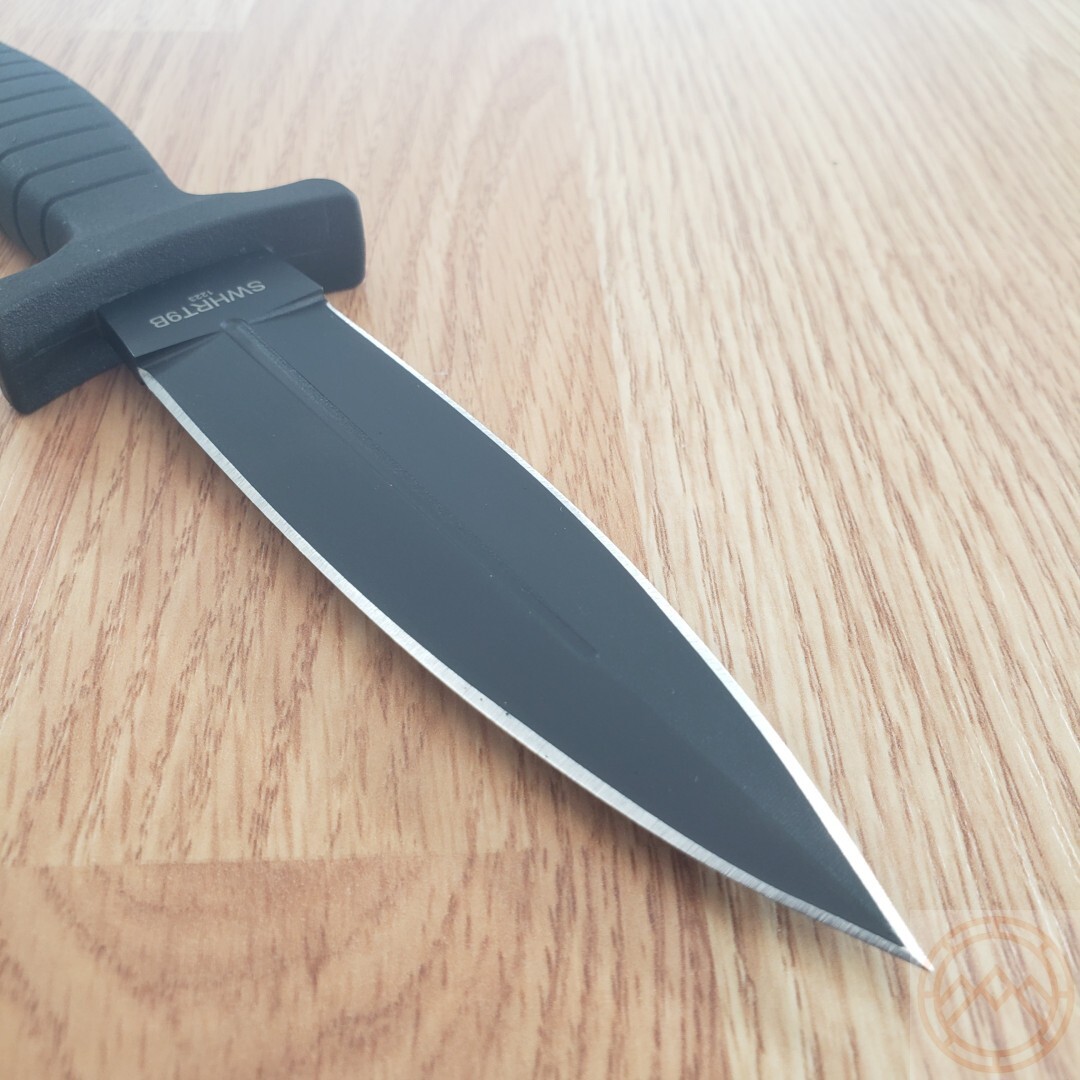 Smith & Wesson HRT Boot Fixed Knife 4.87″ Stainless Steel Blade Rubber Handle