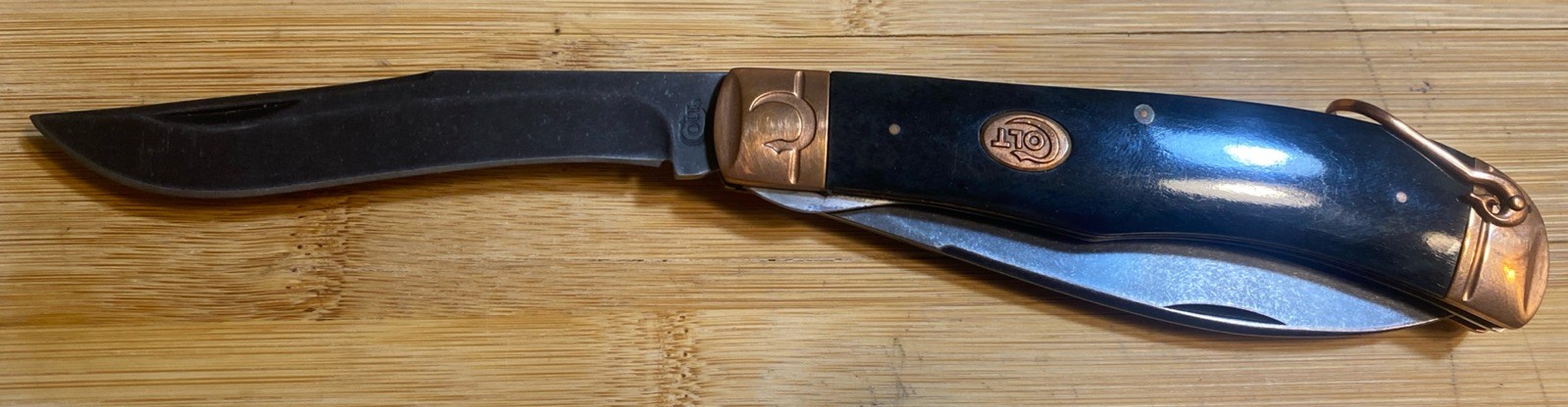 Colt CT726 Fishing Dual Blade Bone Trapper Pocket Knife Rare-Discontinued NIB