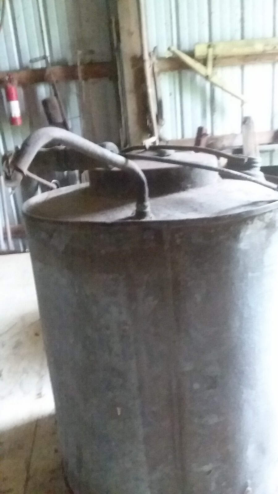 vintage old iron side oil bucket with oil pump 125 galvanized