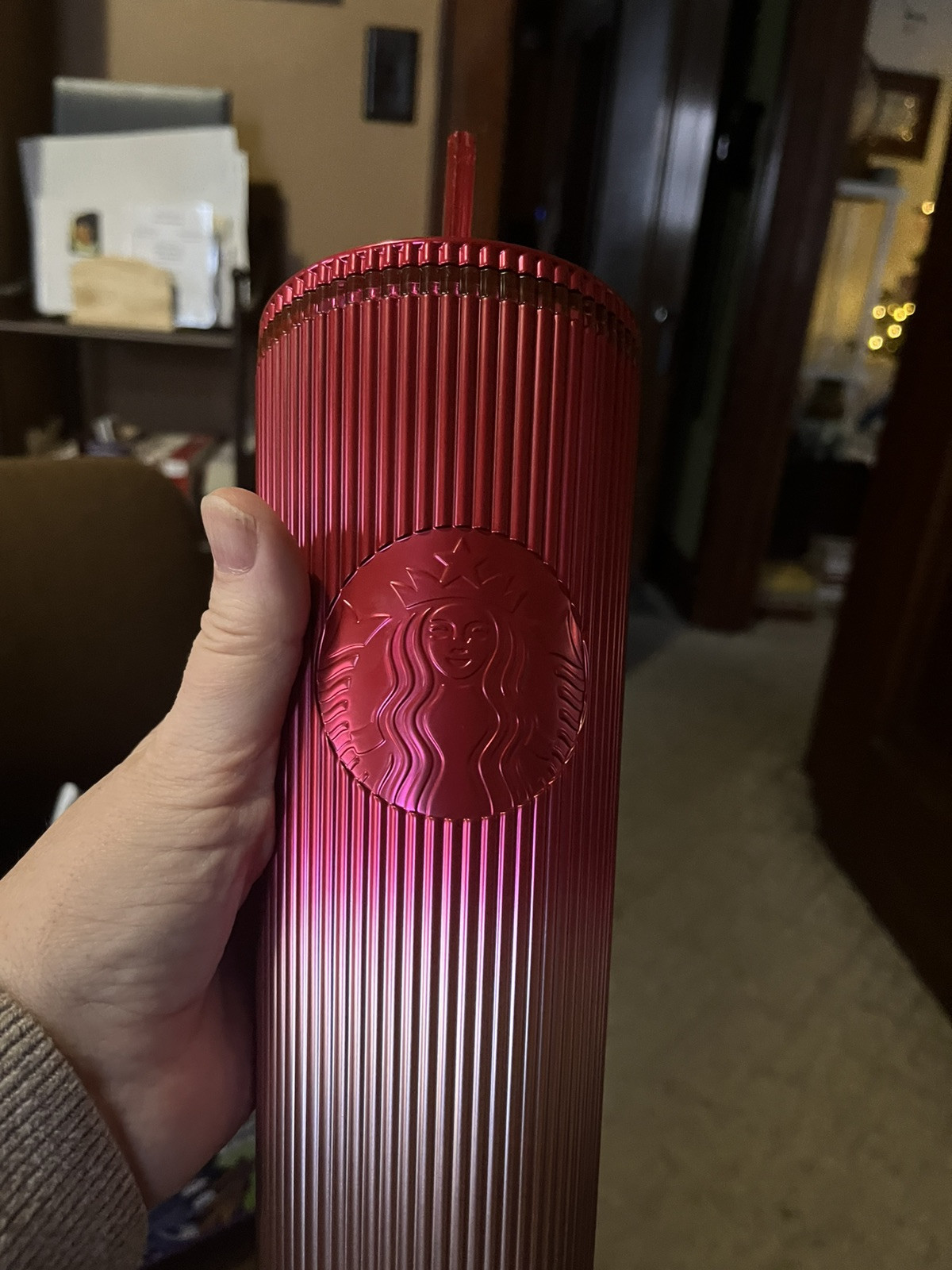 Starbucks Pleated Pink Ombre Cold Cup 24oz Venti Tumbler 1199
