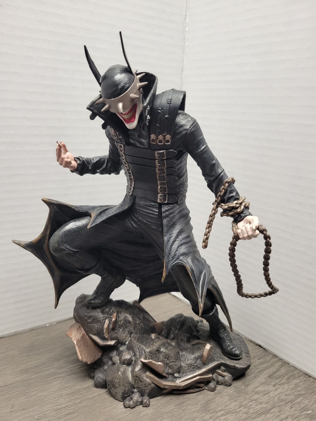 DC Comics Diamond Select Gallery The Batman Who Laughs Diorama – No Box or Card