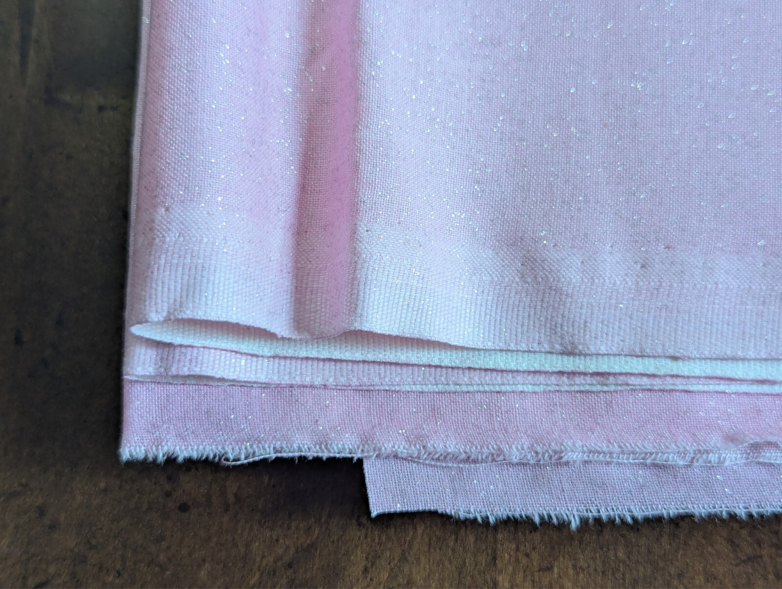 2Yd/45″wide 100%cotton JOANN’s Fabrics “PINK w/Tiny GOLD Sparkles all over” NEW