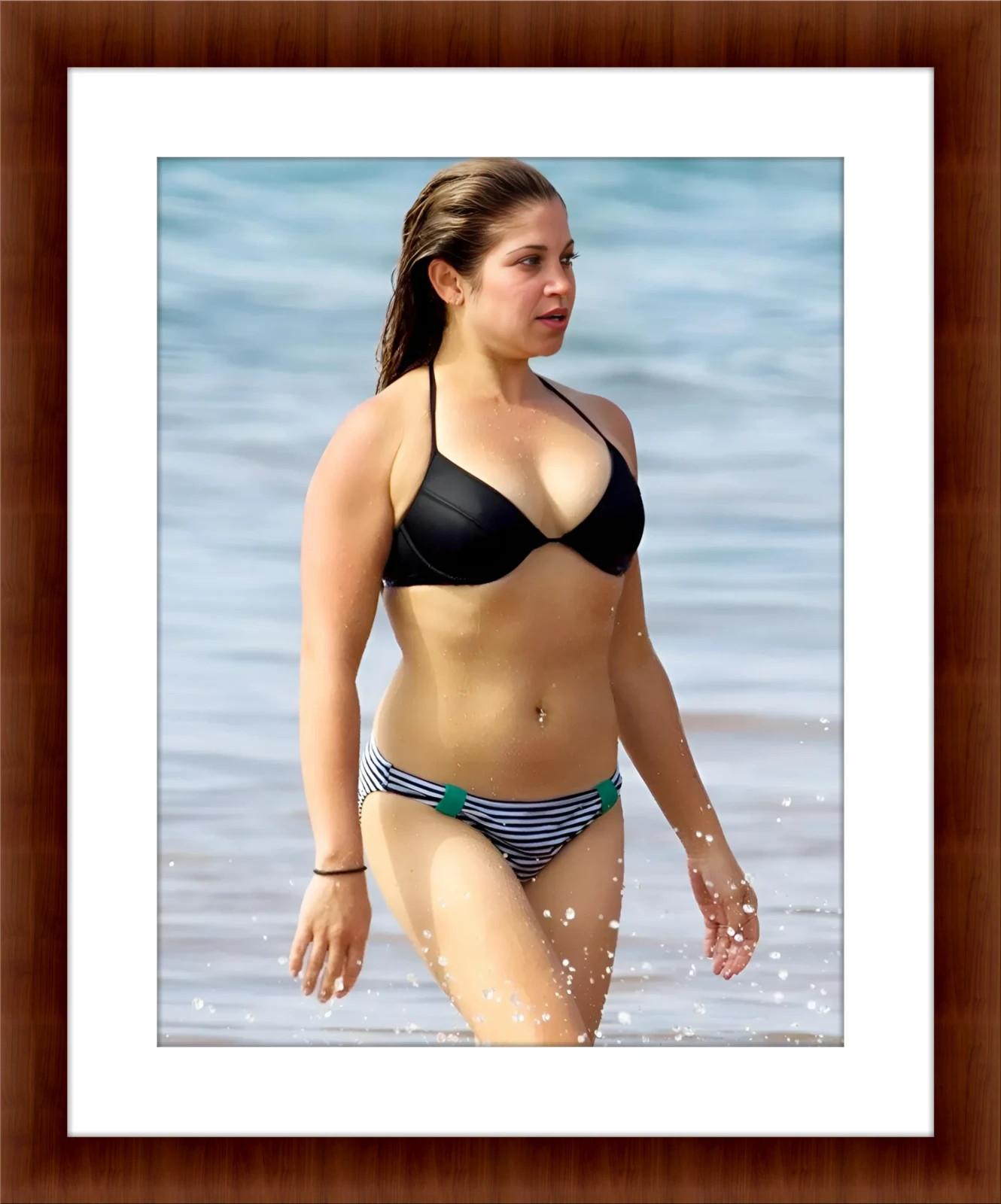 Danielle Fishel 8.5 x 11 Candid Color Unframed Photograph Collectable Art Print