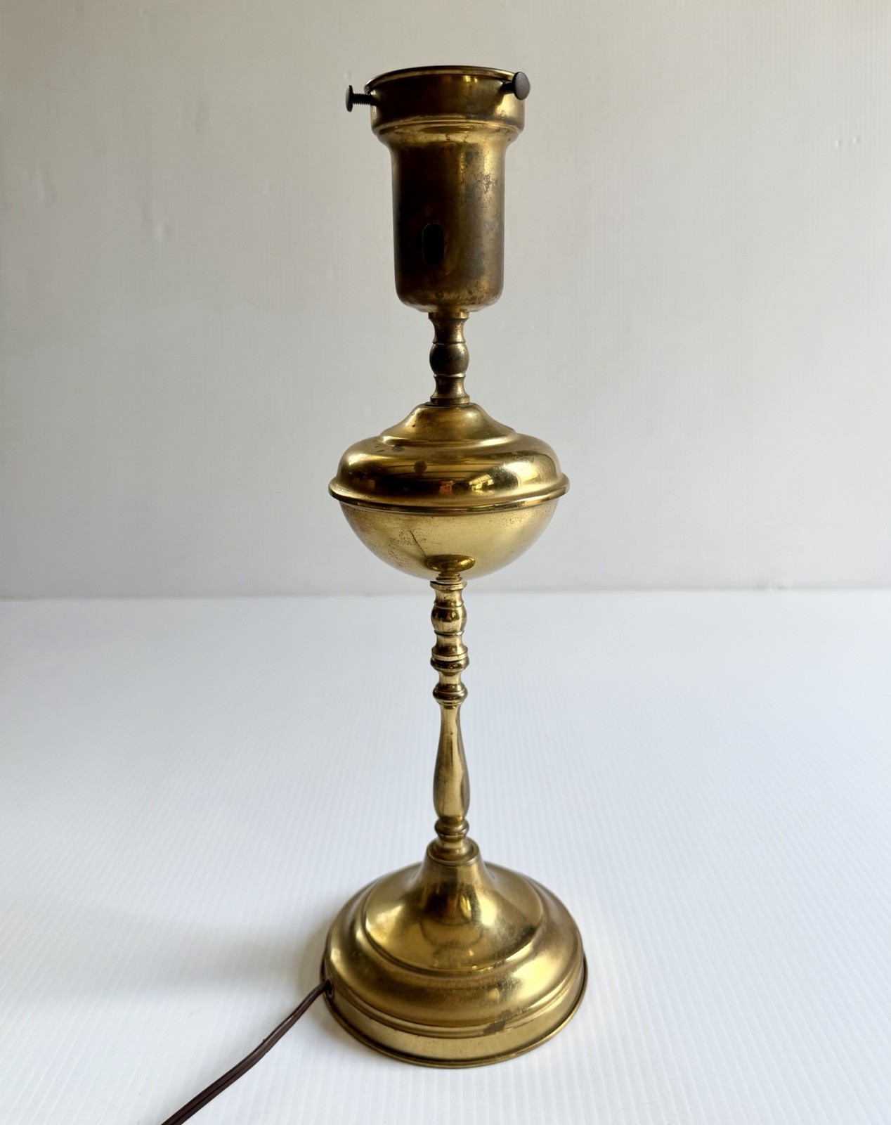 Vintage Brass Short Torchiere Table Lamp Mid Century No Shade 16” Works