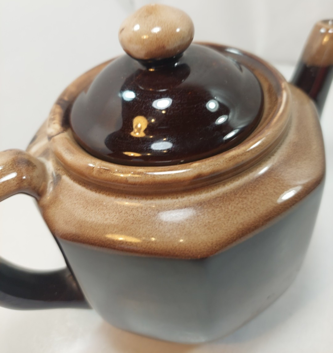 Vtg Brown Carmel Earthenware Drip Glaze Ceramic Octagonal Teapot w/Lid Taiwan