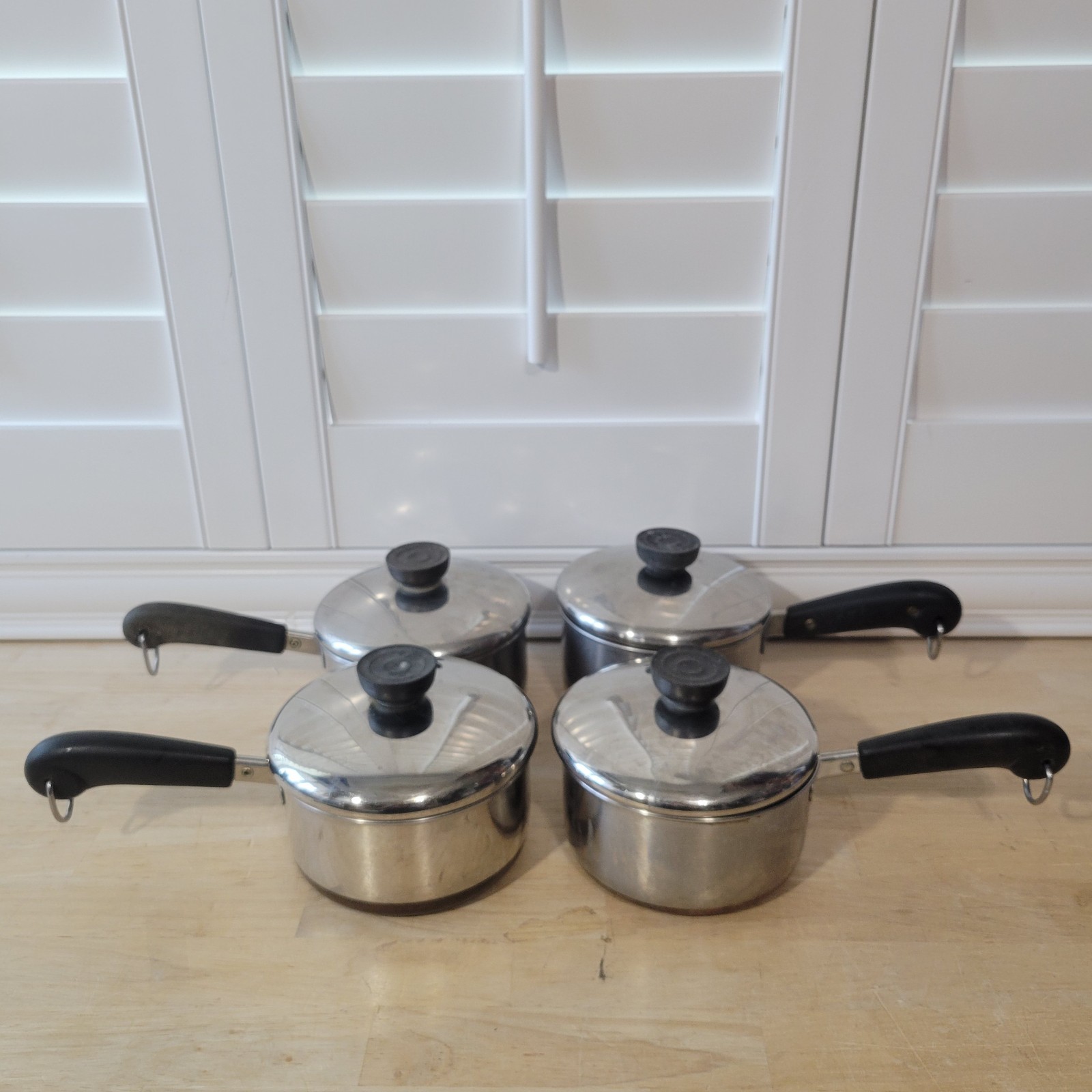 Revere Ware 1 Qt Lot of 4 Saucepan Pots Copper Bottom USA w/ Lids Same Day Ship