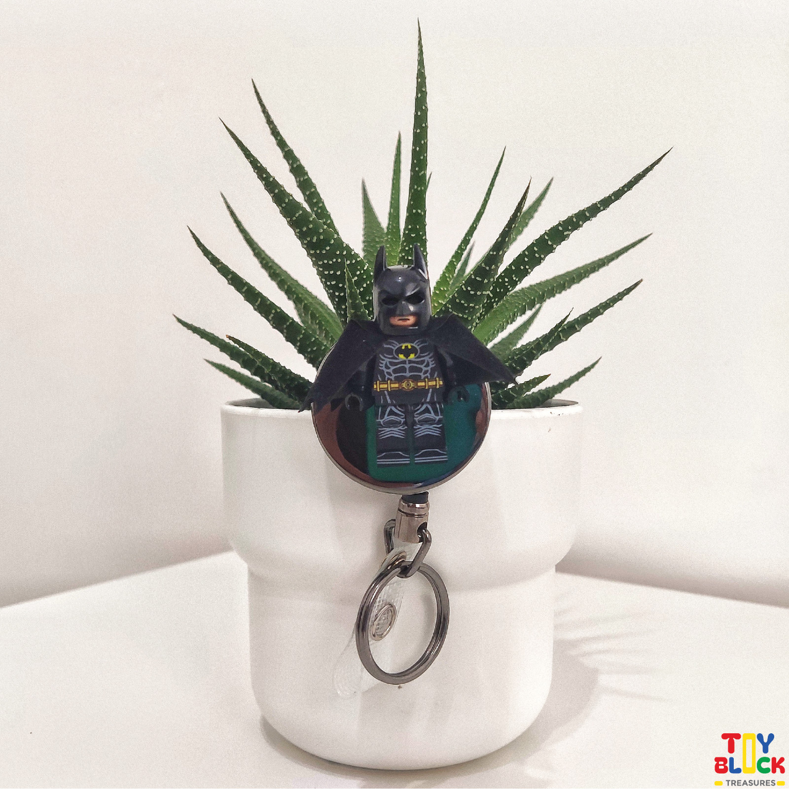 Dark Knight Minifigure Badge Reel – Retractable ID Holder with Carabiner Clip
