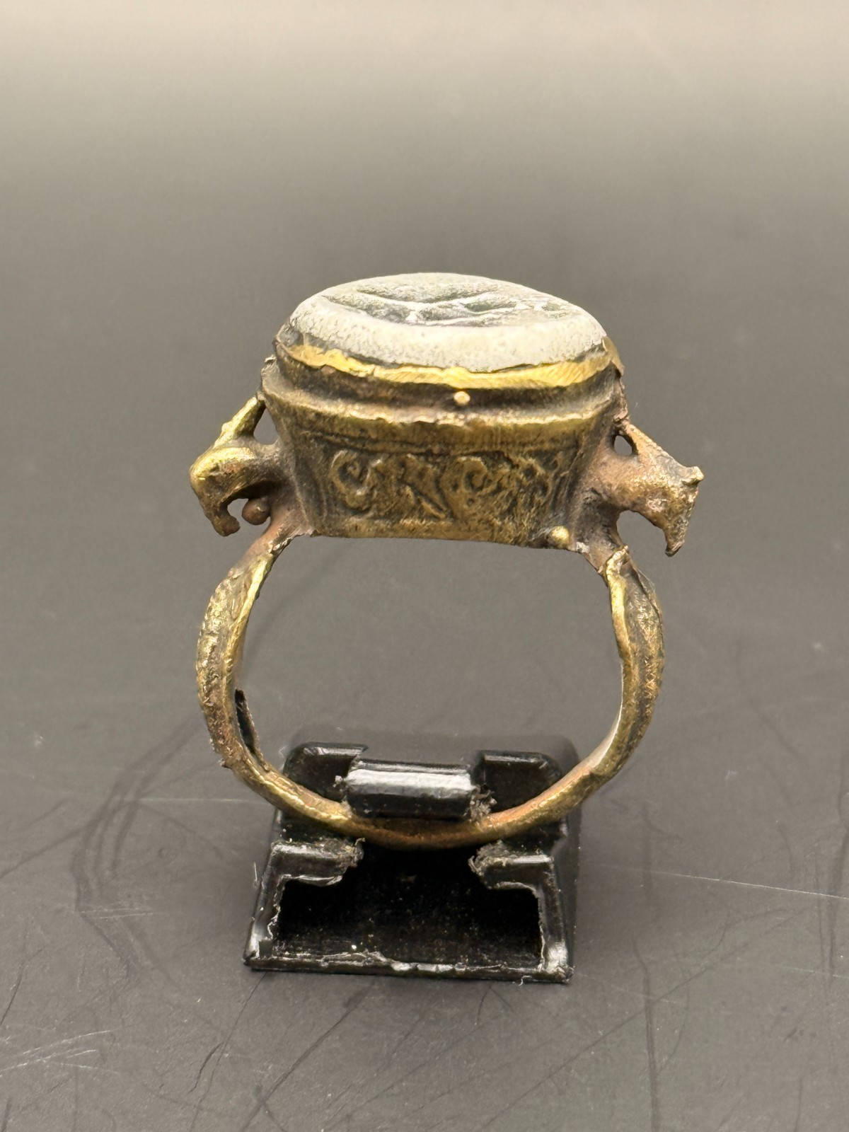 Rare Bronze Roman Ring Ancient Agate Stone Stunning Intaglio Ring Warrior Stamp