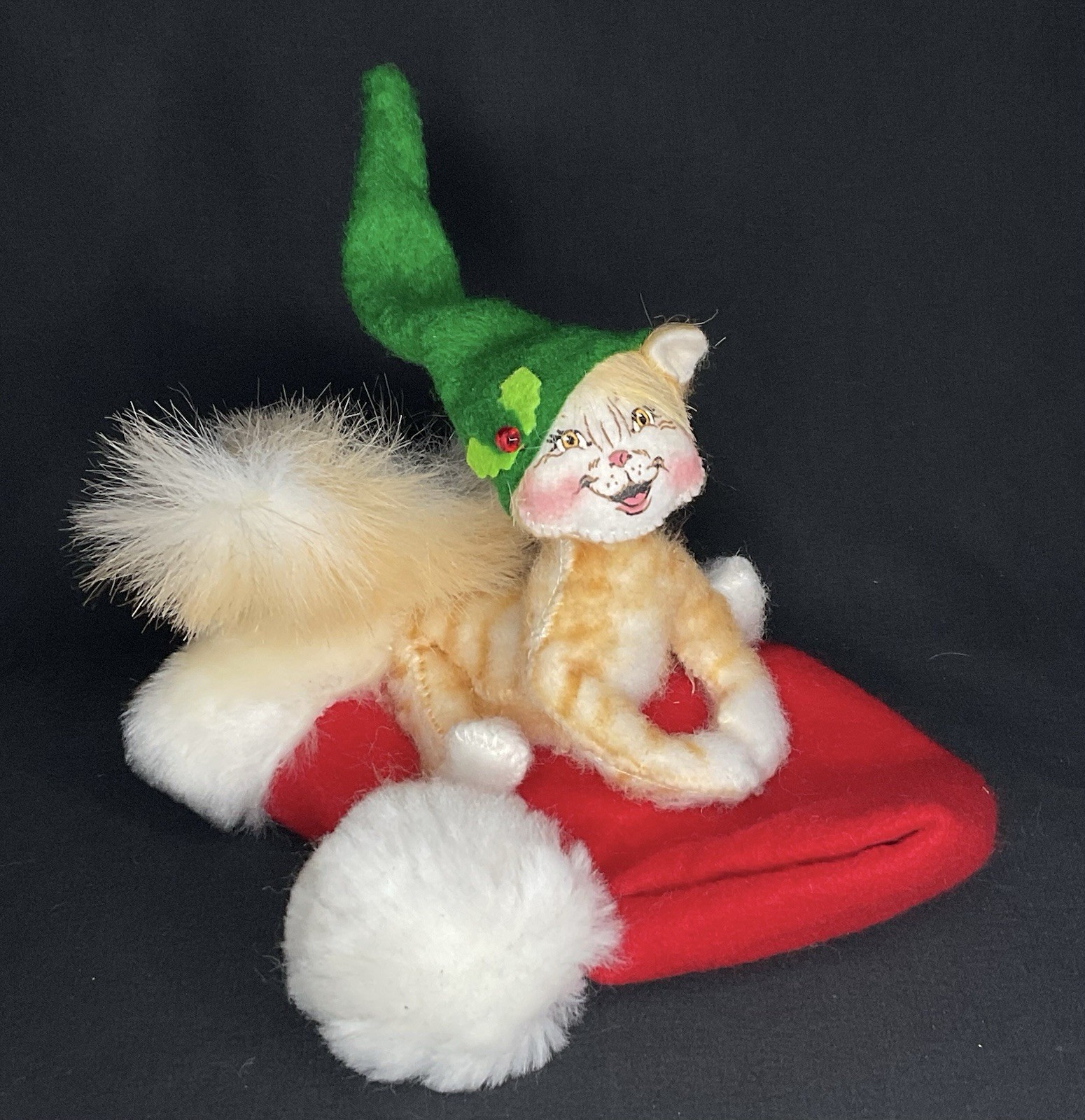 Annalee Christmas 2008 Kitty Orange Striped Green Cap On Santa’s Stocking Hat