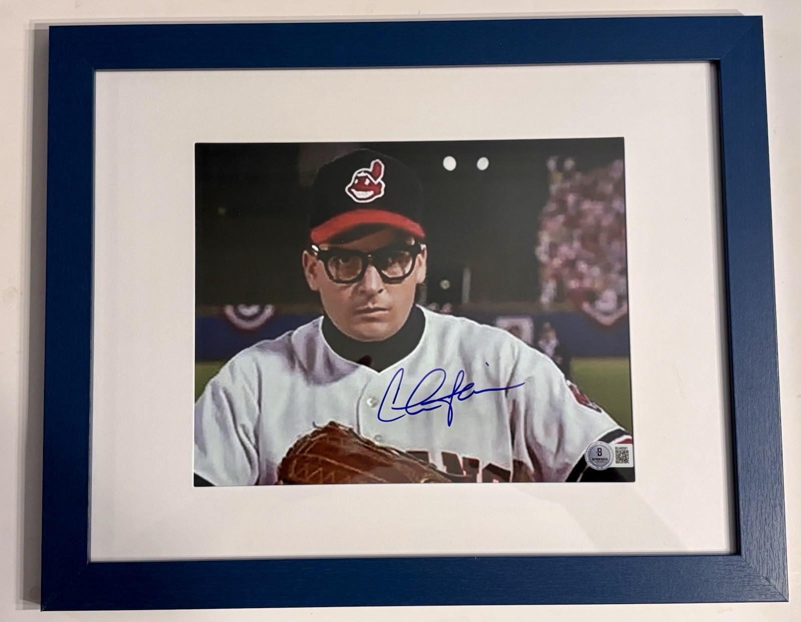 CHARLIE SHEEN WILD THING SIGNED BAS AUTO 8X10 MAJOR LEAGUE PHOTO IN 11×14 FRAME