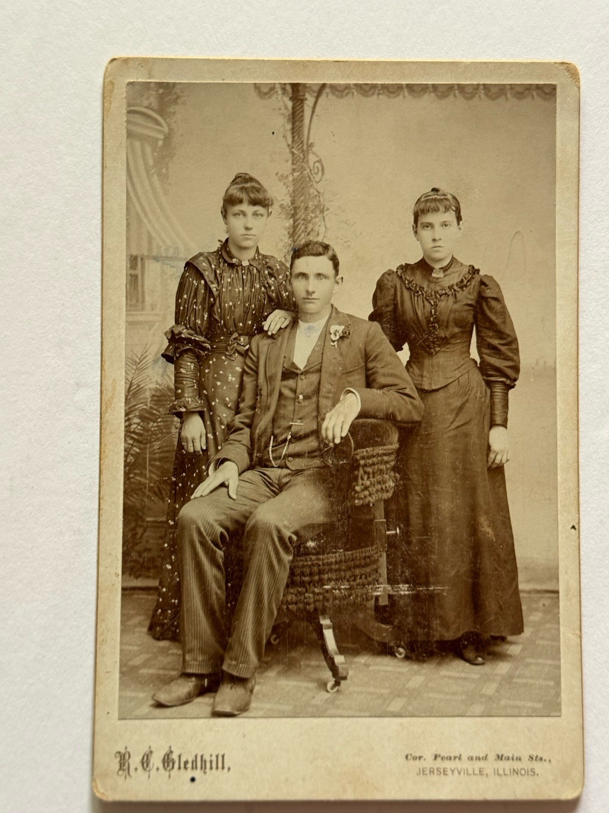 Cabinet Photo Jerseyville, IL Pearl & Main Sts., David Tucker Edna Burger Lottie