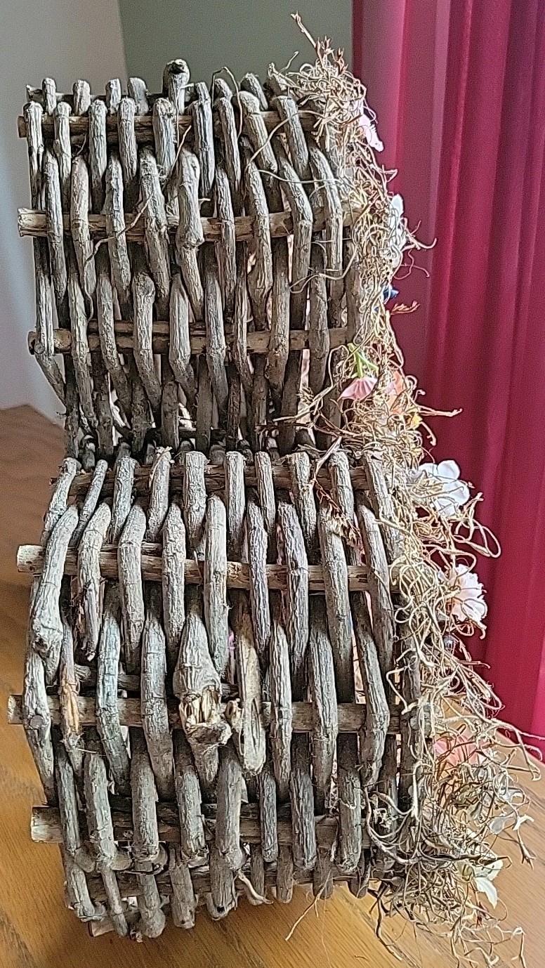 Twig Heart Primitive Rustic Country Cottage Basket Woven Wall Art Gift Valentine