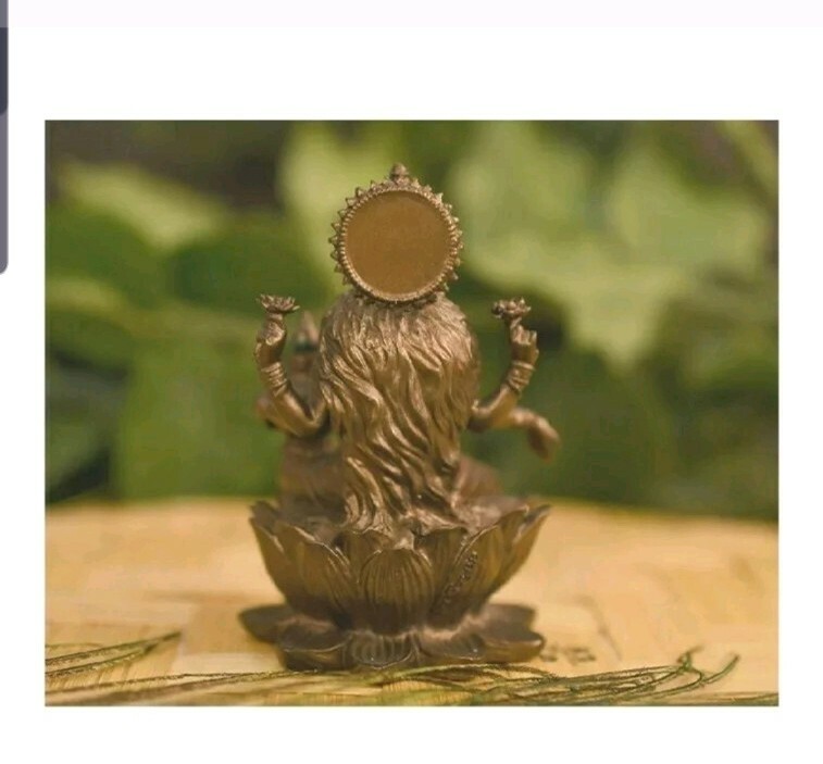 India Goddess Lakshmi Idol Hindu Laxmi Goddess Statue Home Decor (Size 8cmx5cm)