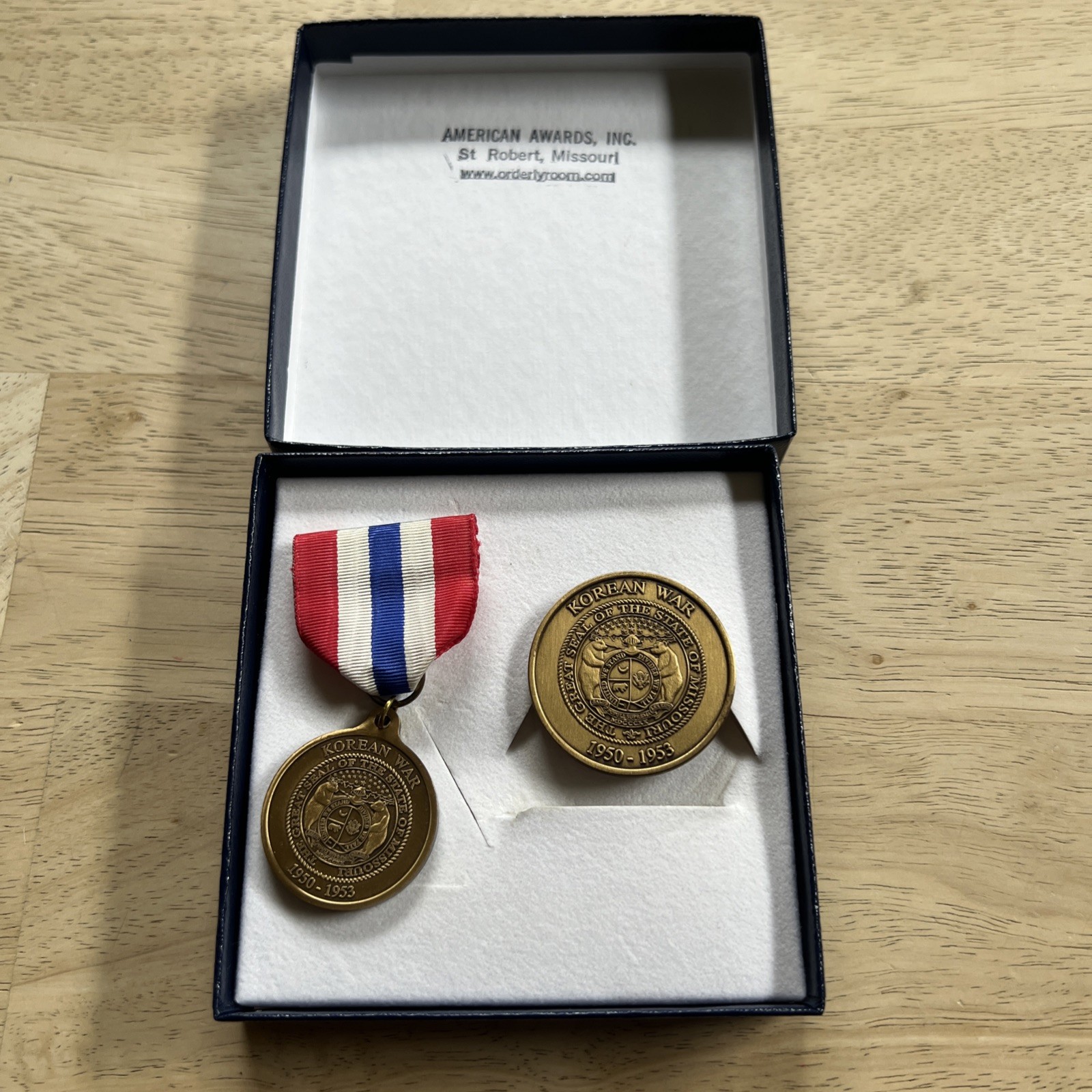 Original Korean War 1950-1953 State of Missouri Service Veterans Medal Set Cased