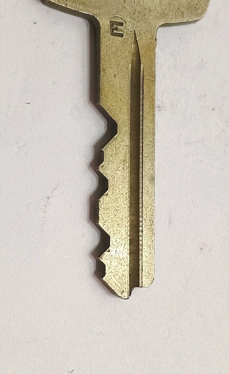Best Lock Original “Do Not Duplicate This Key”, Not Numbered “E” Series Free S&H