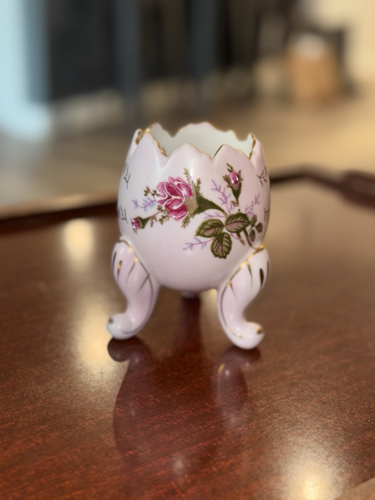 Vintage Inarco porcelain cracked egg vase with hand-painted roses and gold trim