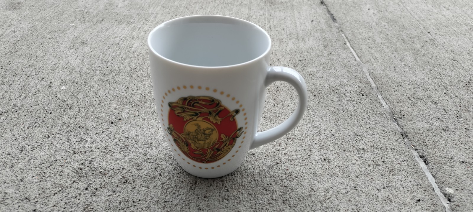 Godiva Chocolatier Gold Red Crest Large Coffee Mug Gold Red Crest, Ceramic, New!