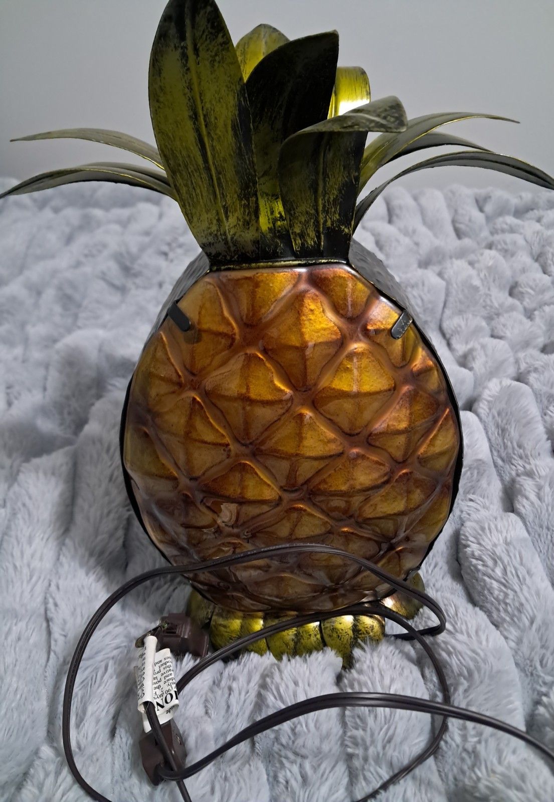 Pineapple Shaped Lamp Works