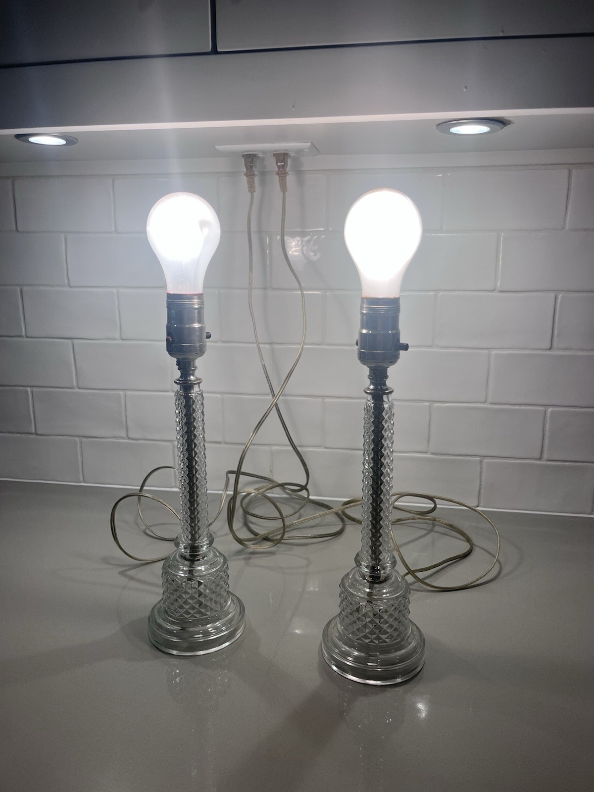 Lamps – Crystal – Set Of 2 12 3/4” Tall To Too It Bulb Socket X 3 3/4” Base
