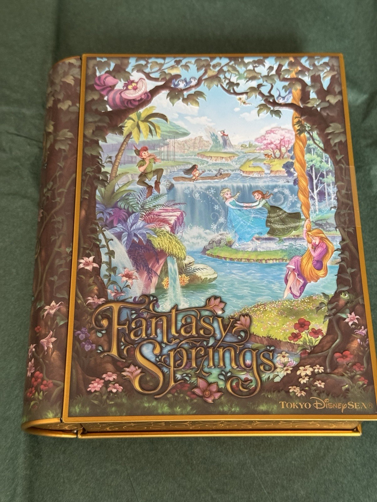 TOKYO DISNEY SEA “FANTASY SPRINGS” METAL TIN SOUVENIR BOX SEALED, CHOCOLATES