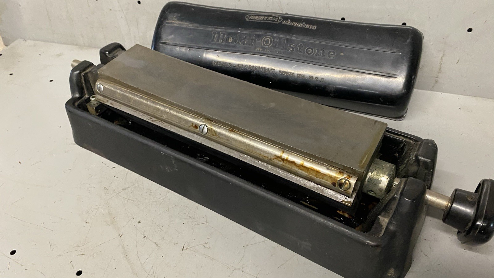 Norton Multi Oilstone Sharpening Station Rotating Tri Stone Professional Knife ￼