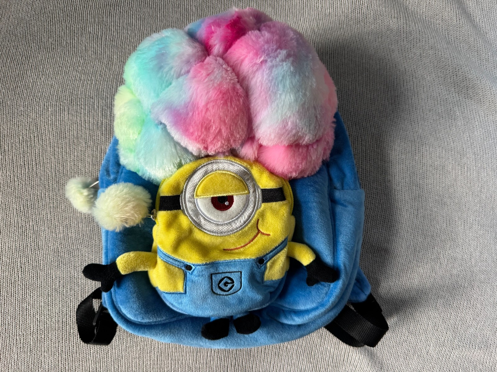 Universal Studios Minions Despicable Me Bake Your Day Plush Mini Backpack-NWOT