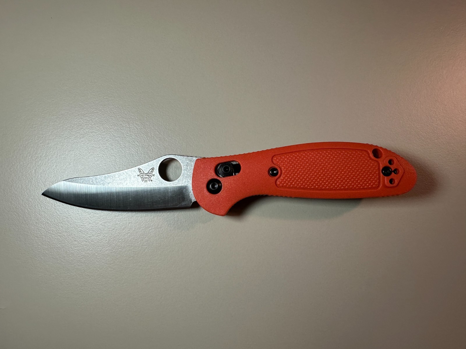 Benchmade 555 Mini Griptilian Orange Nylon Grivory Stainless Folding Knives
