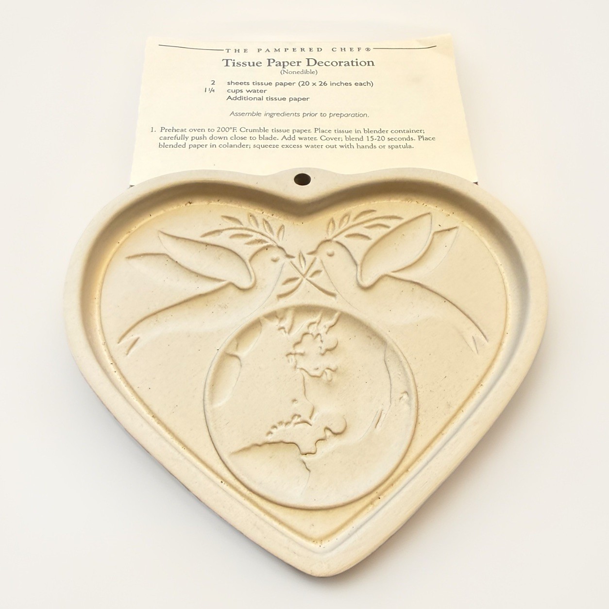 Vintage 2002 Pampered Chef Peace On Earth Heart Cookie Mold Doves